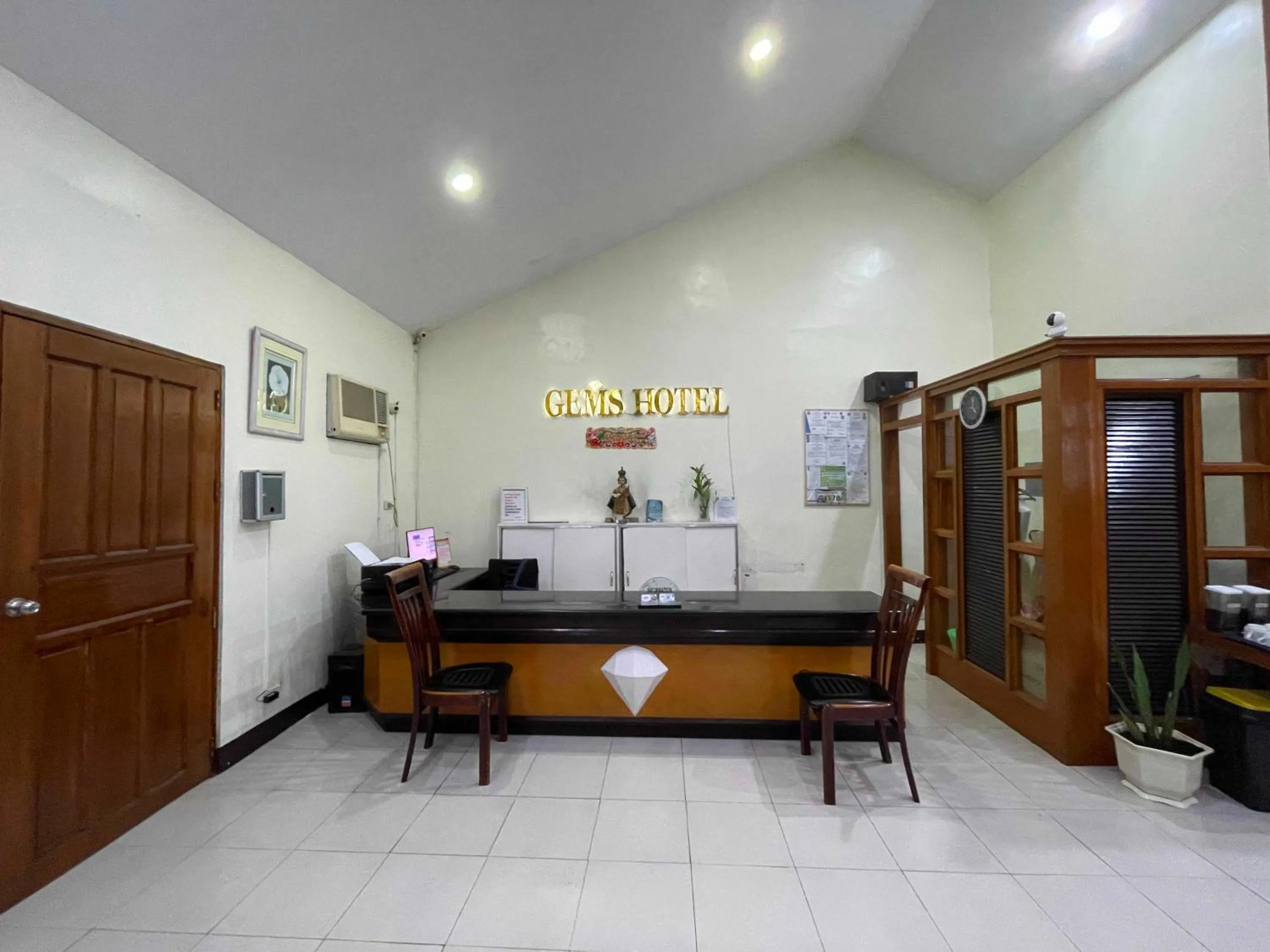 Lobby or reception in Palette Gems Hotel and Conference Center