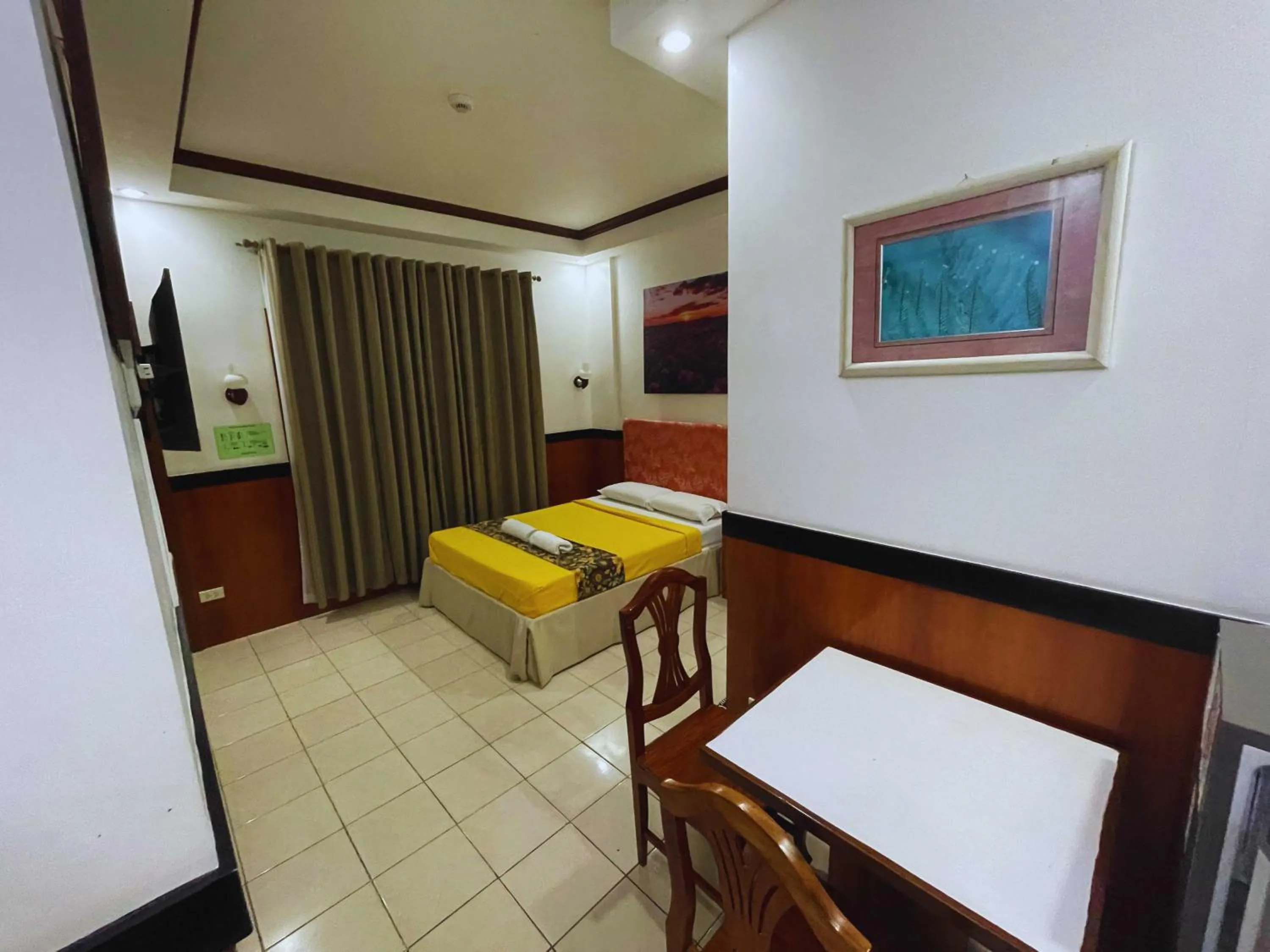 Bedroom in Palette Gems Hotel and Conference Center