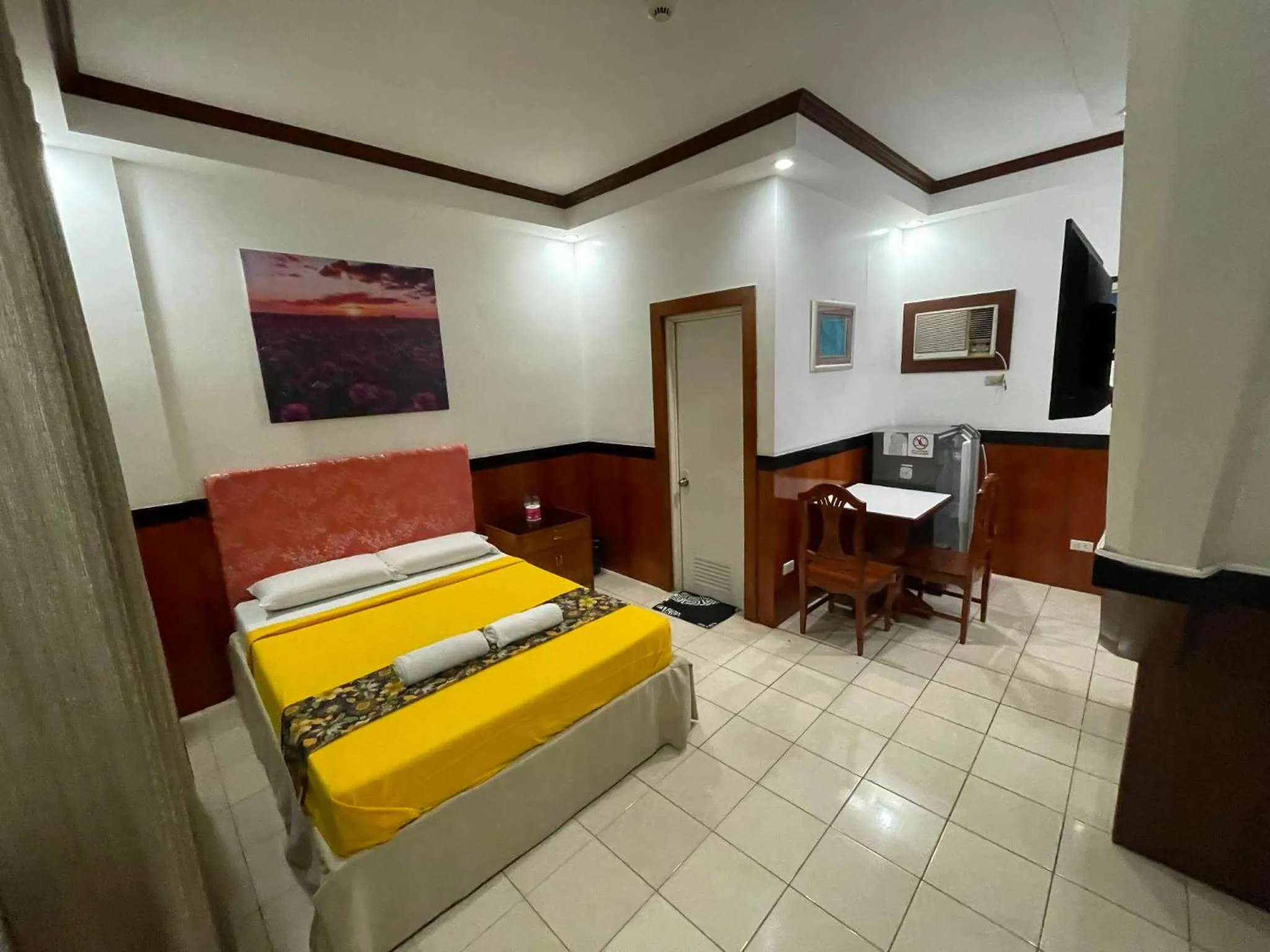 Bedroom in Palette Gems Hotel and Conference Center