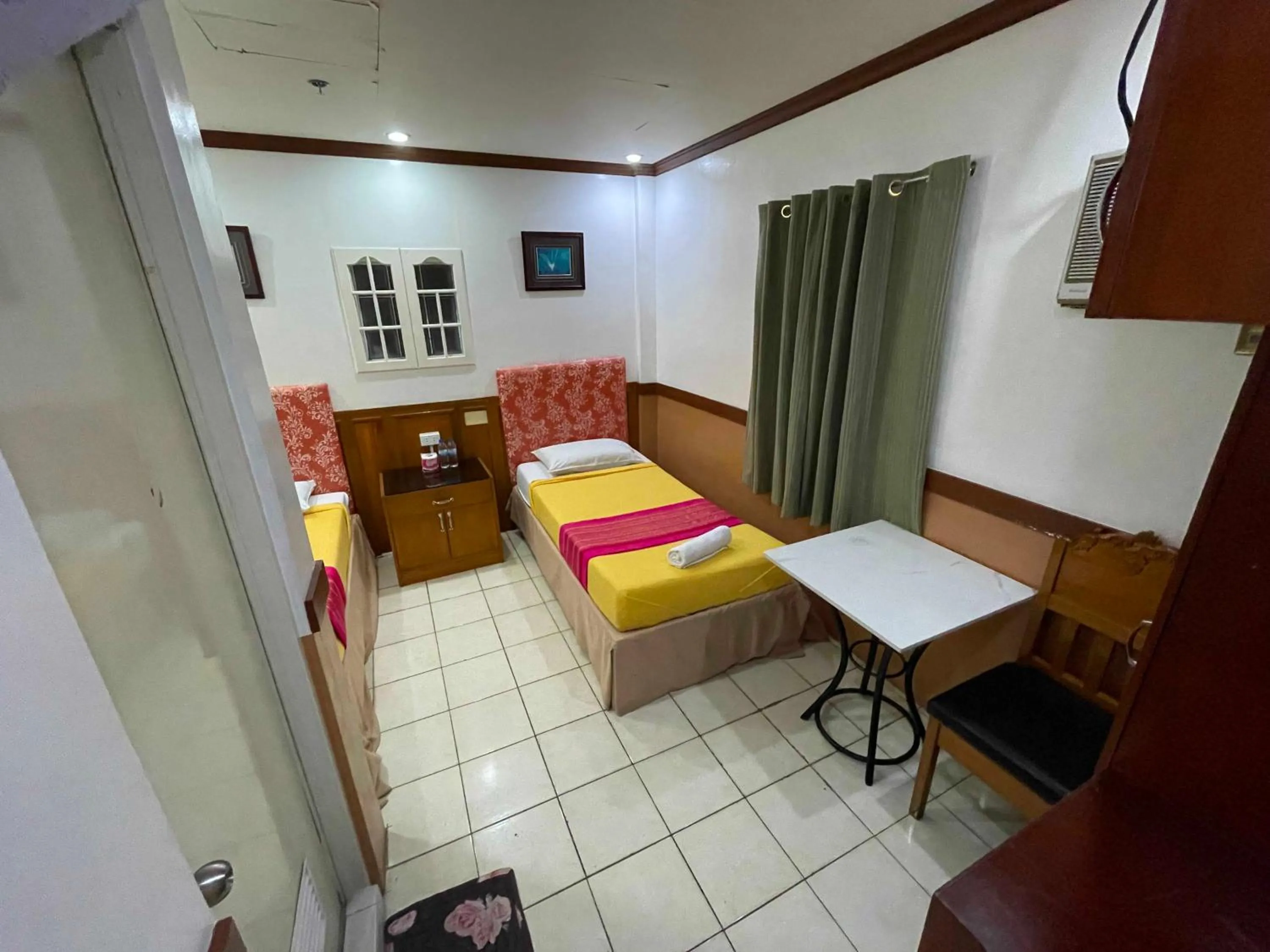 Bedroom in Palette Gems Hotel and Conference Center