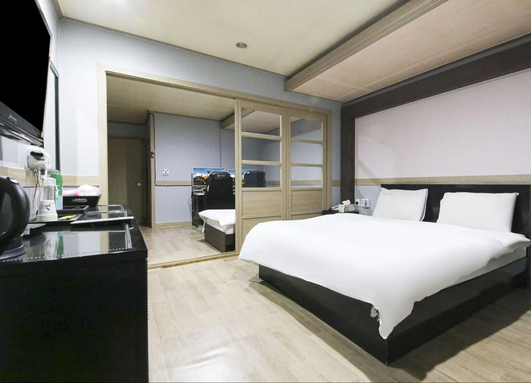 Bed in KS Hotel