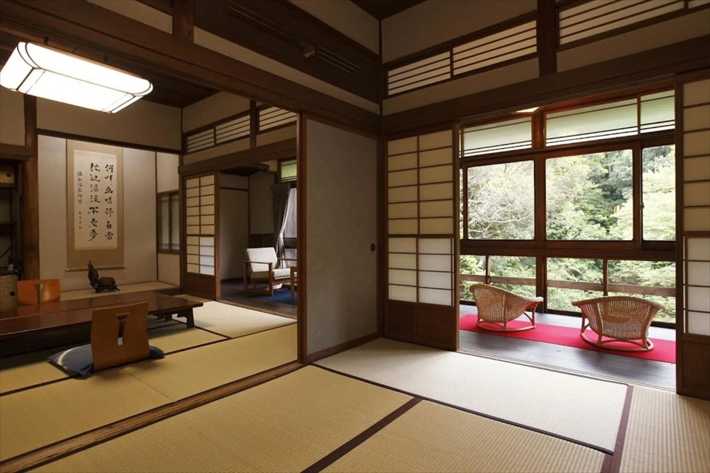 Photo of the whole room in Hazuki