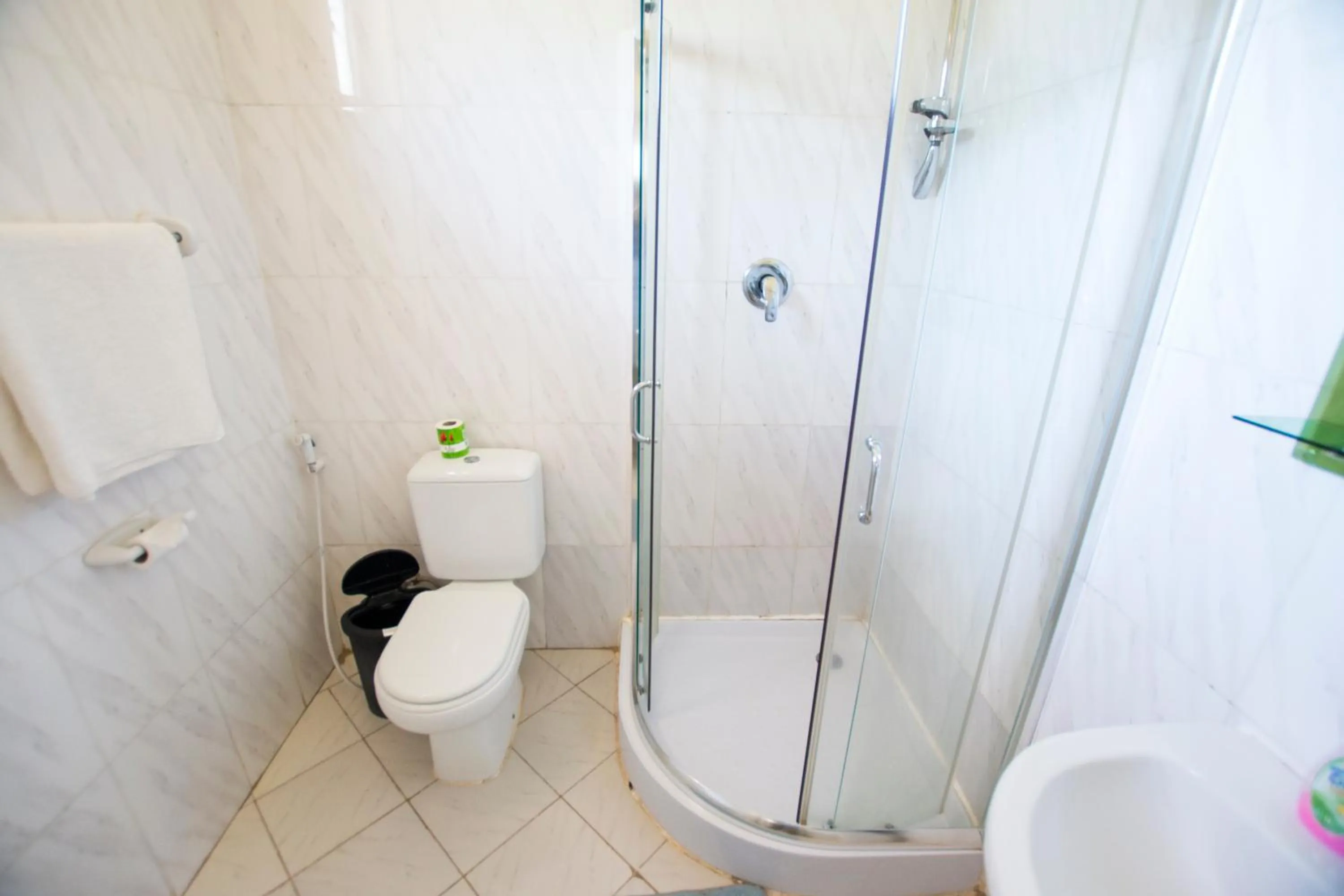 Bathroom in Top Twelve Hotel - Lalibela