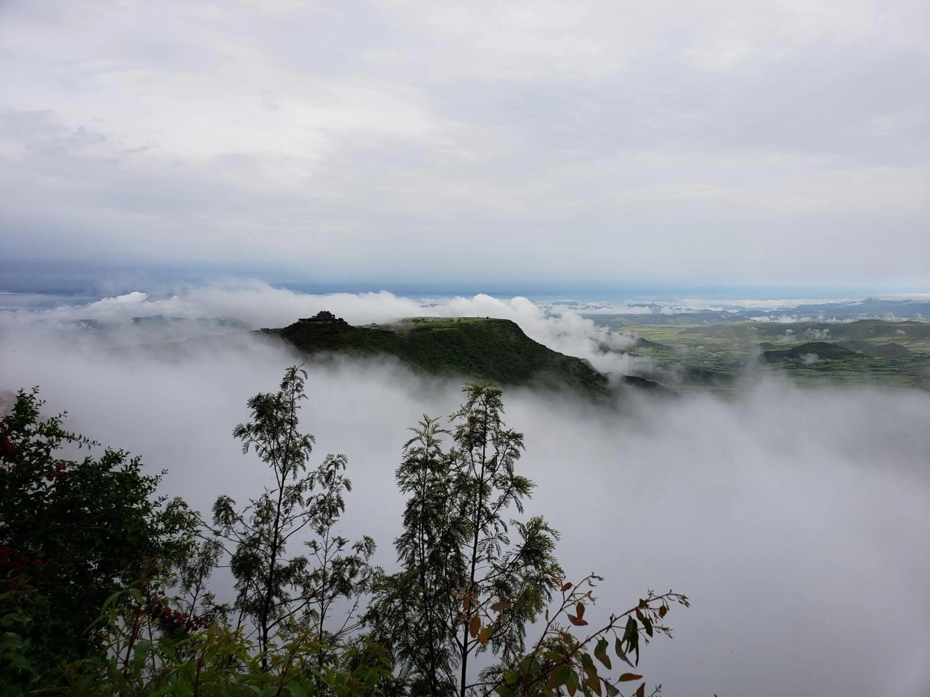 Summer in Top Twelve Hotel - Lalibela