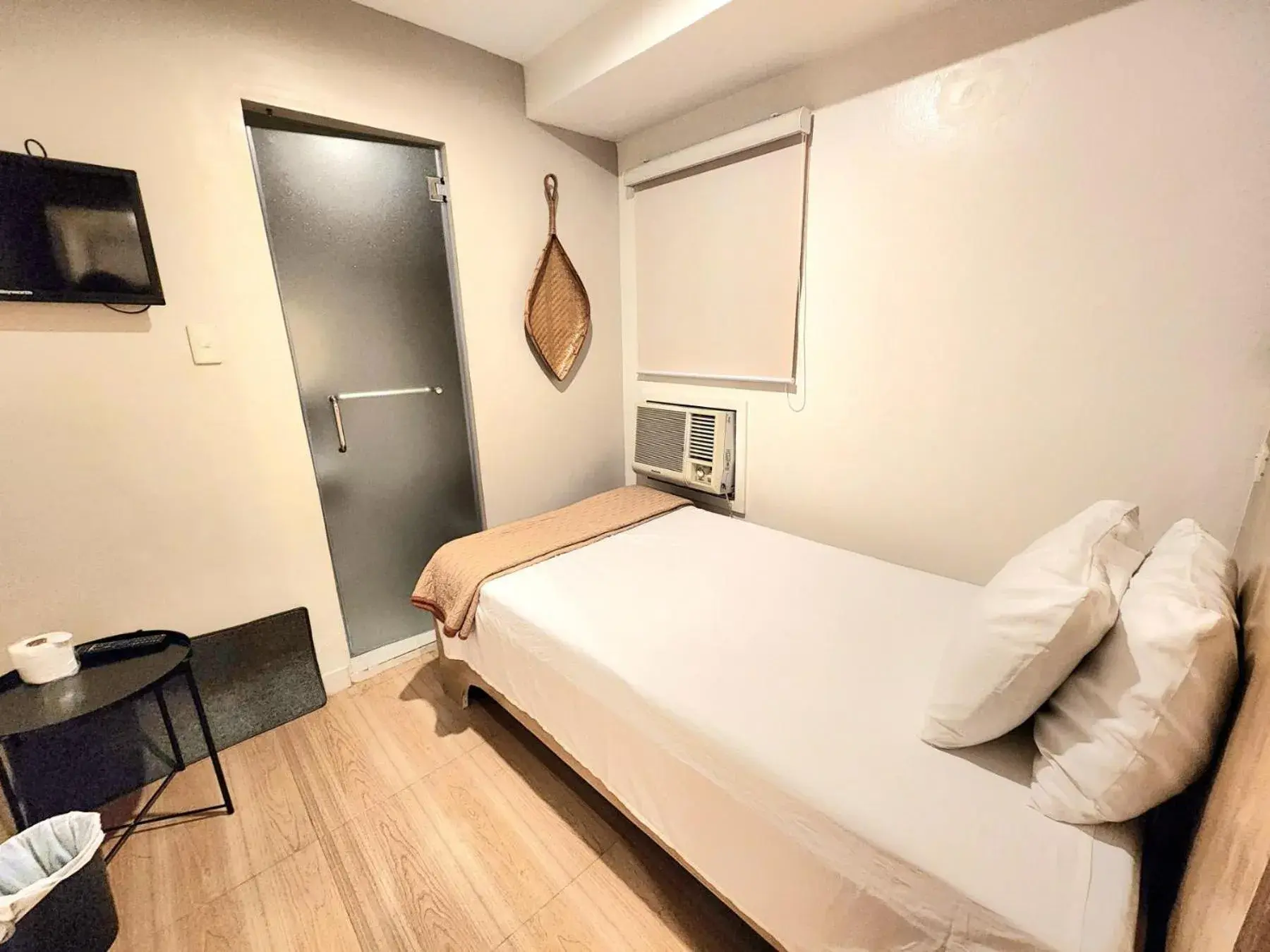 Bedroom, Bed in Stone House Hotel Manila Bedroom, Bed in Stone House Hotel Manila