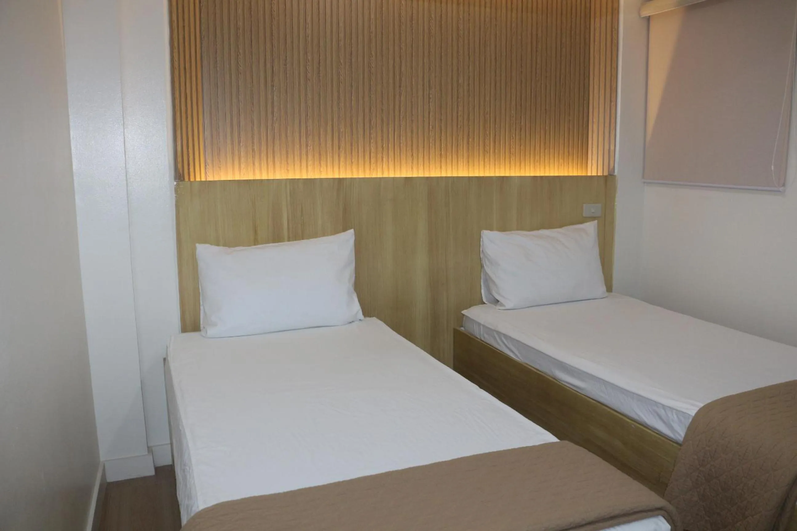 Bedroom, Bed in Stone House Hotel Manila