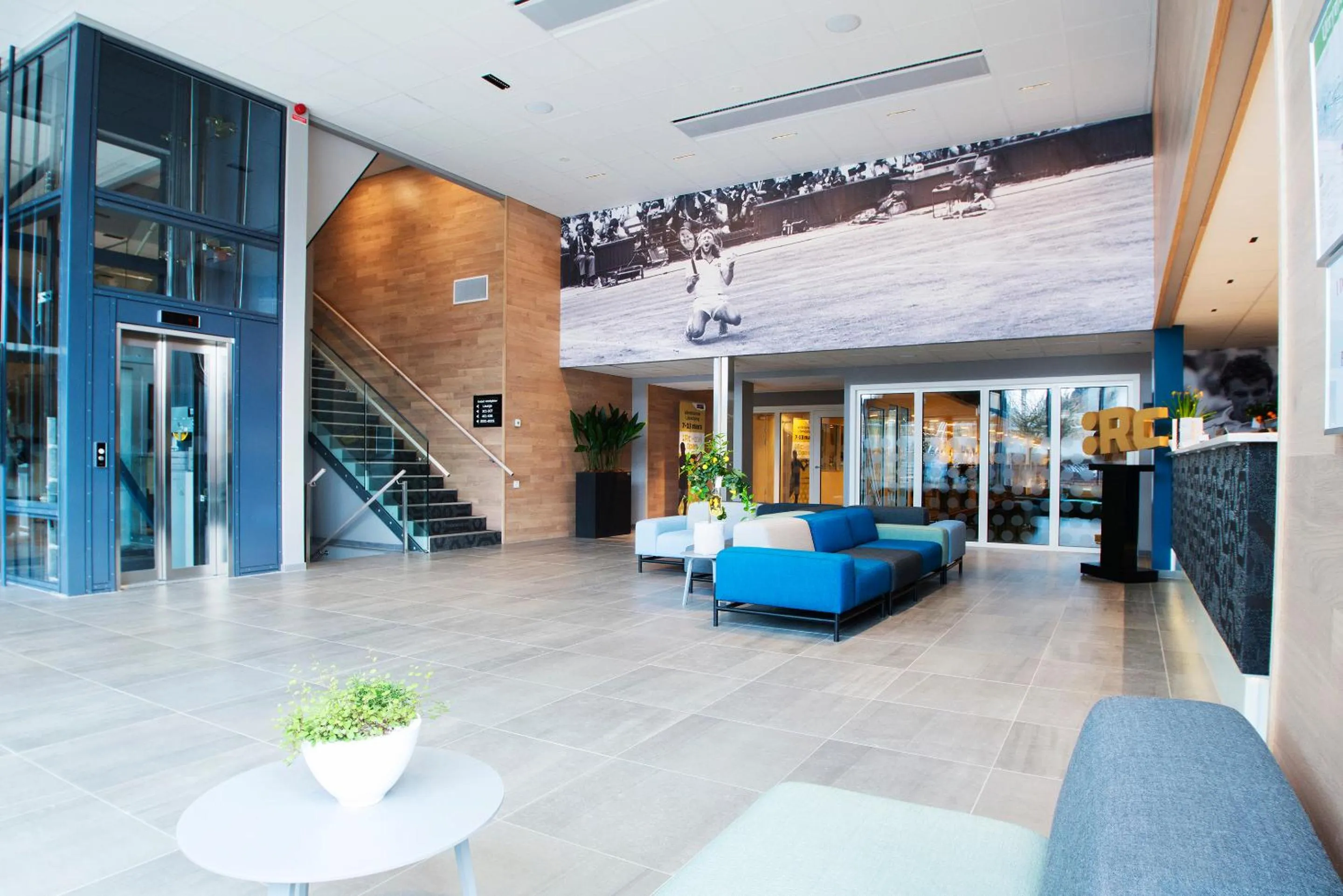 Lobby or reception in Best Western RC Hotel