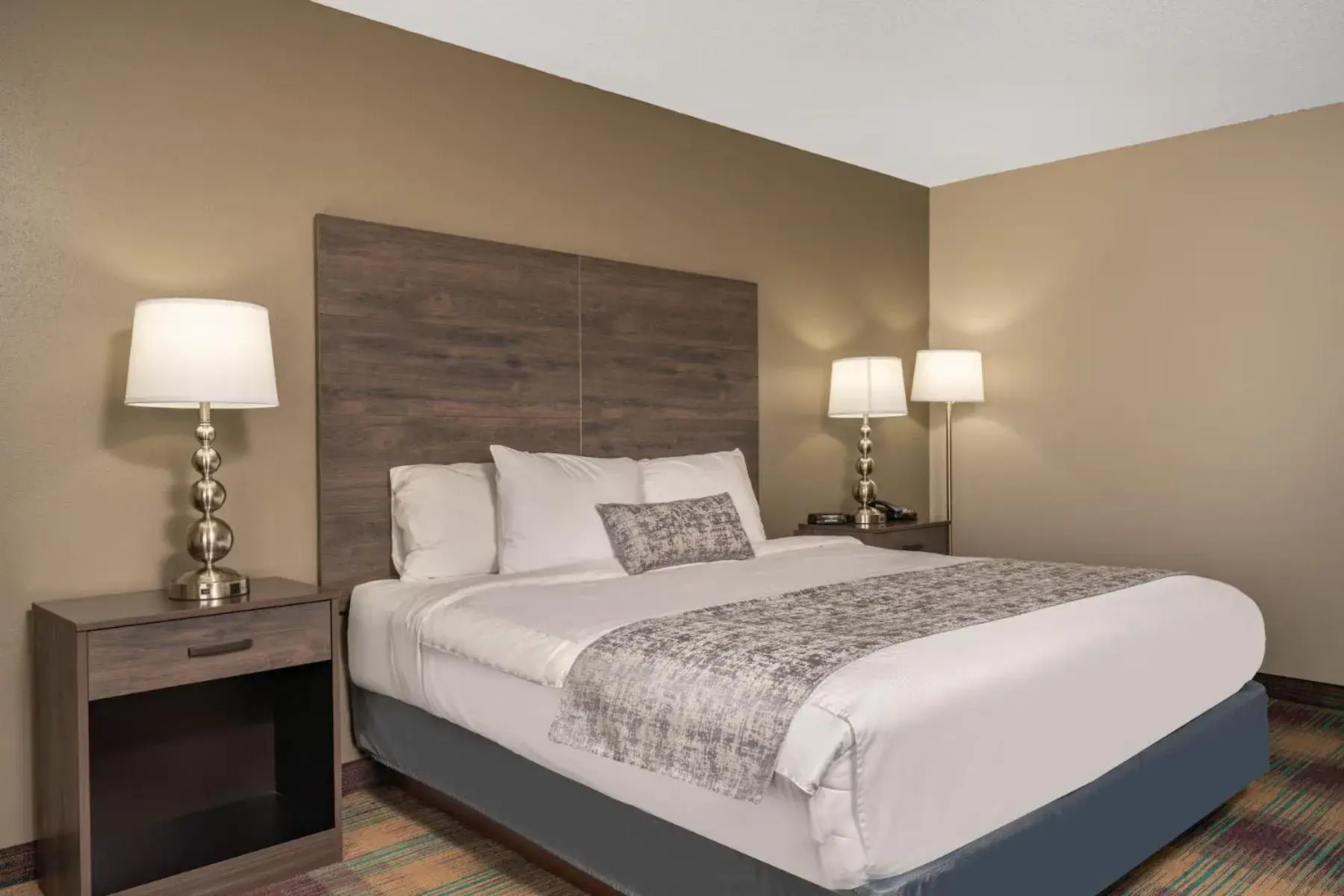 Bed in Baymont by Wyndham Baldwin Bed in Baymont by Wyndham Baldwin