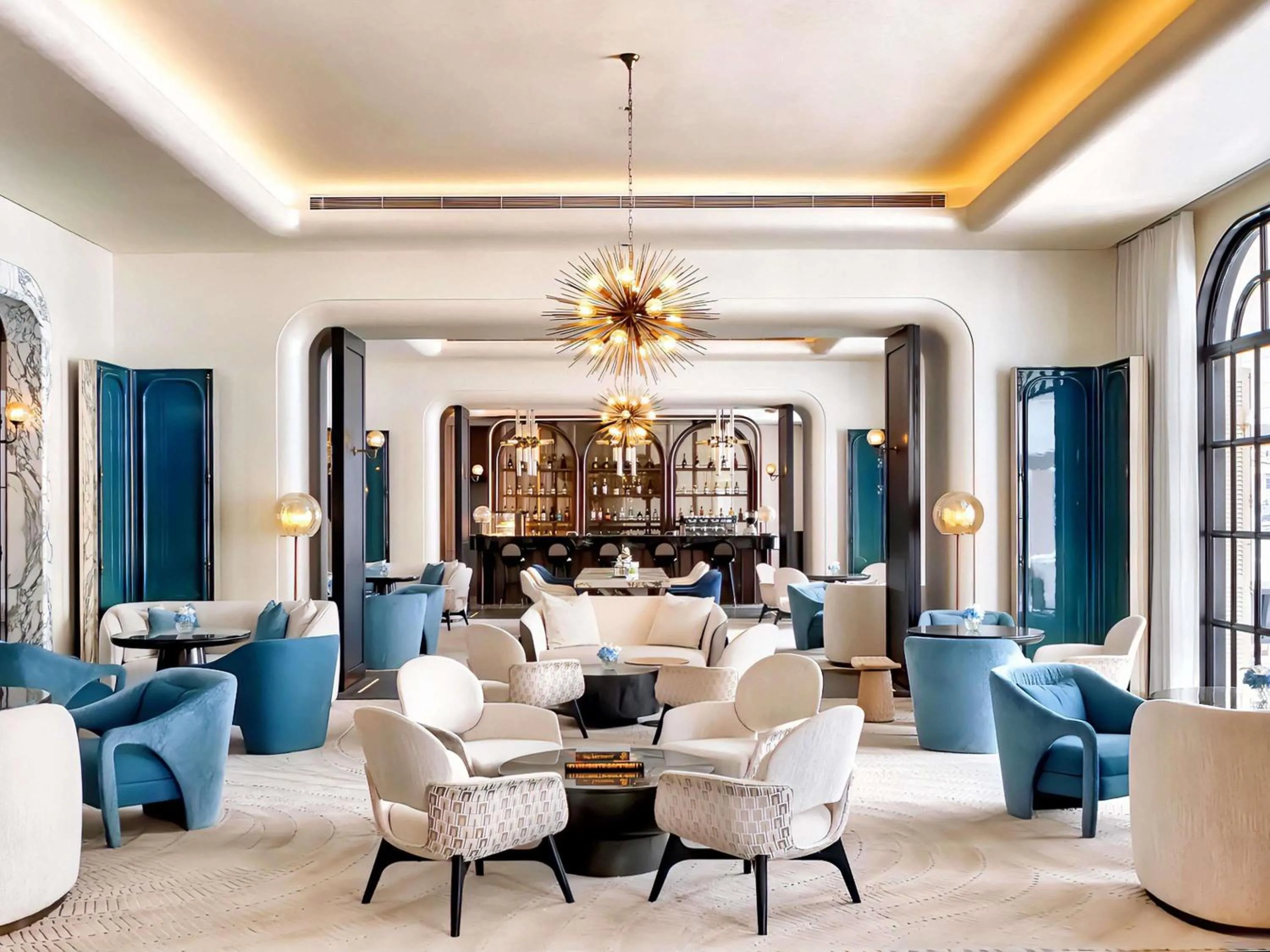 Lounge or bar in Sofitel Shanghai North Bund