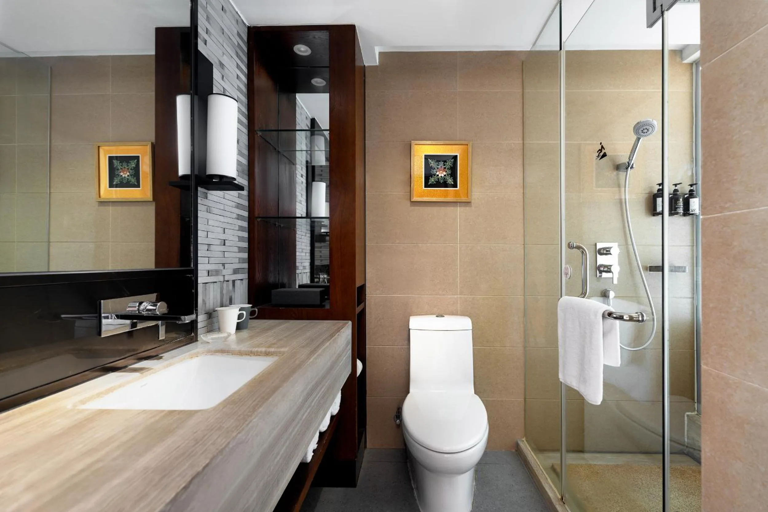 Toilet in SSAW Boutique Hotel Hangzhou Wildwind