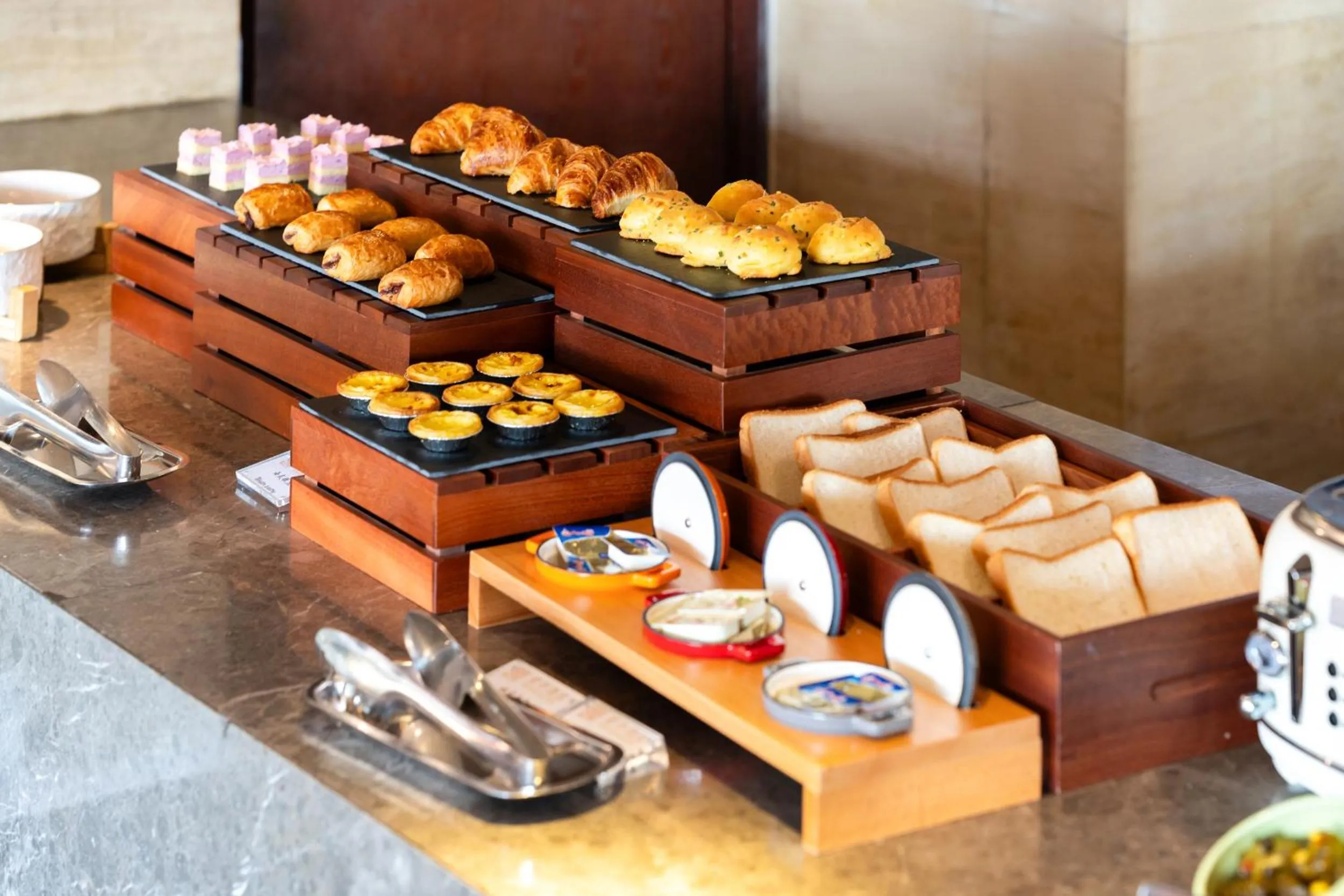 Food and drinks in SSAW Boutique Hotel Hangzhou Wildwind