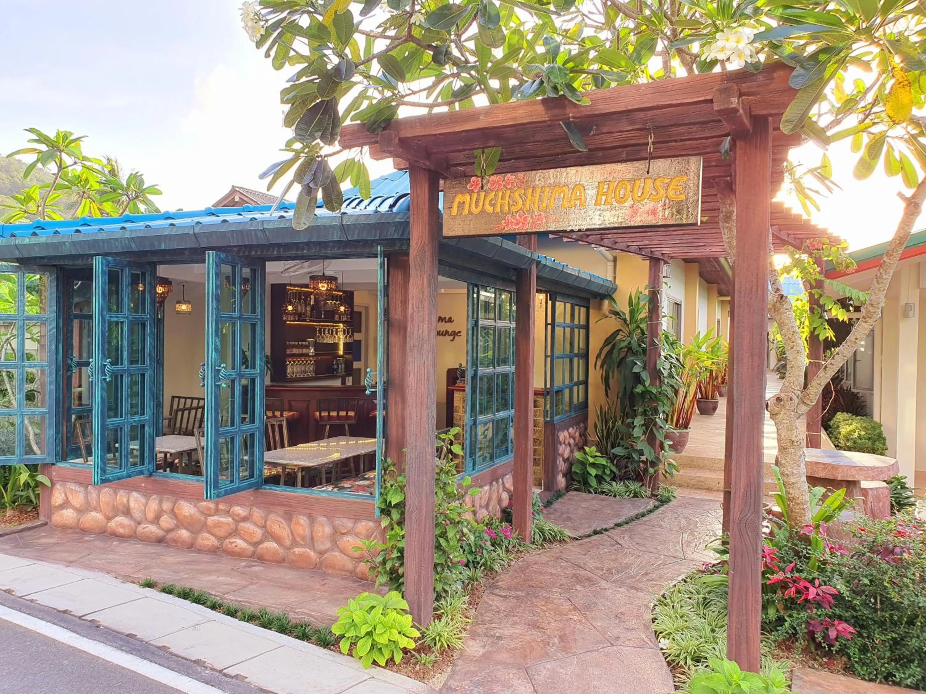 Muchshima House