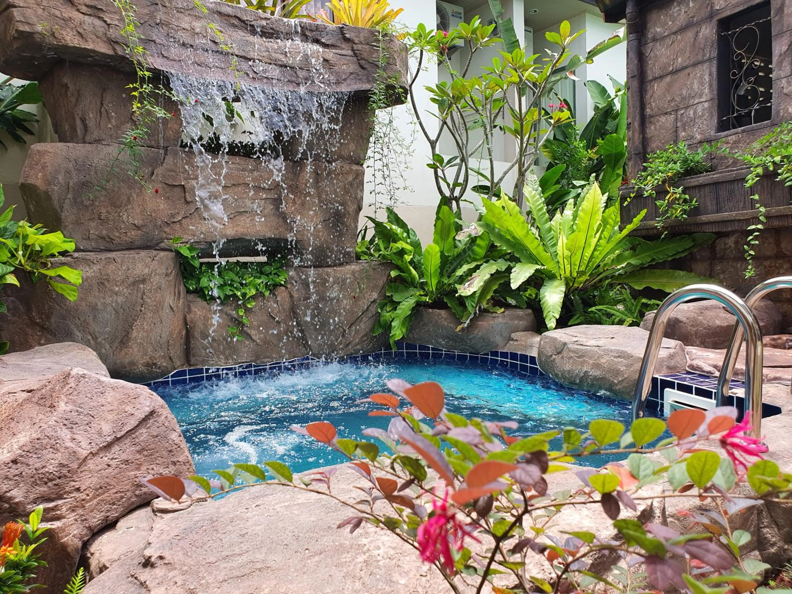 Muchshima House