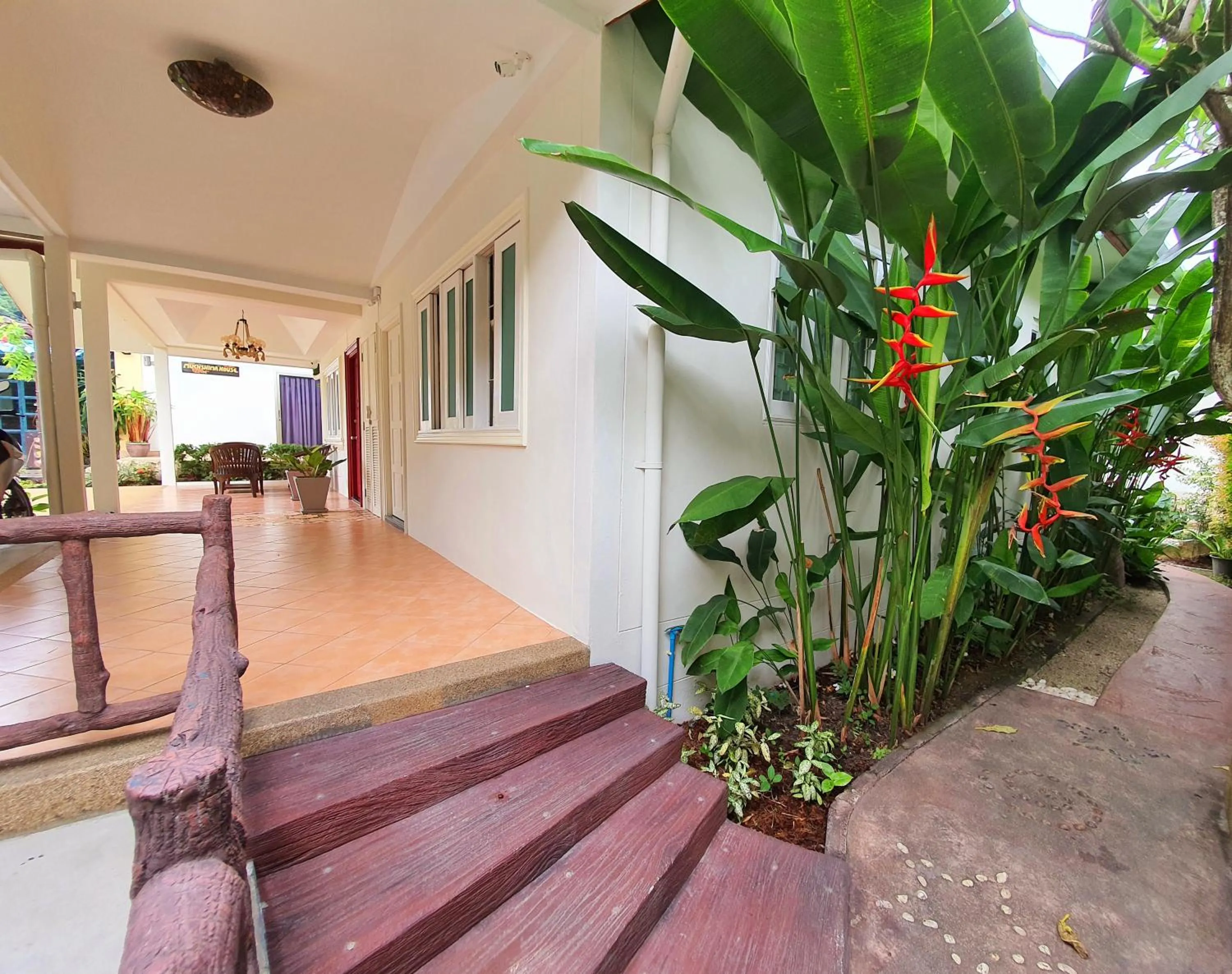 Muchshima House