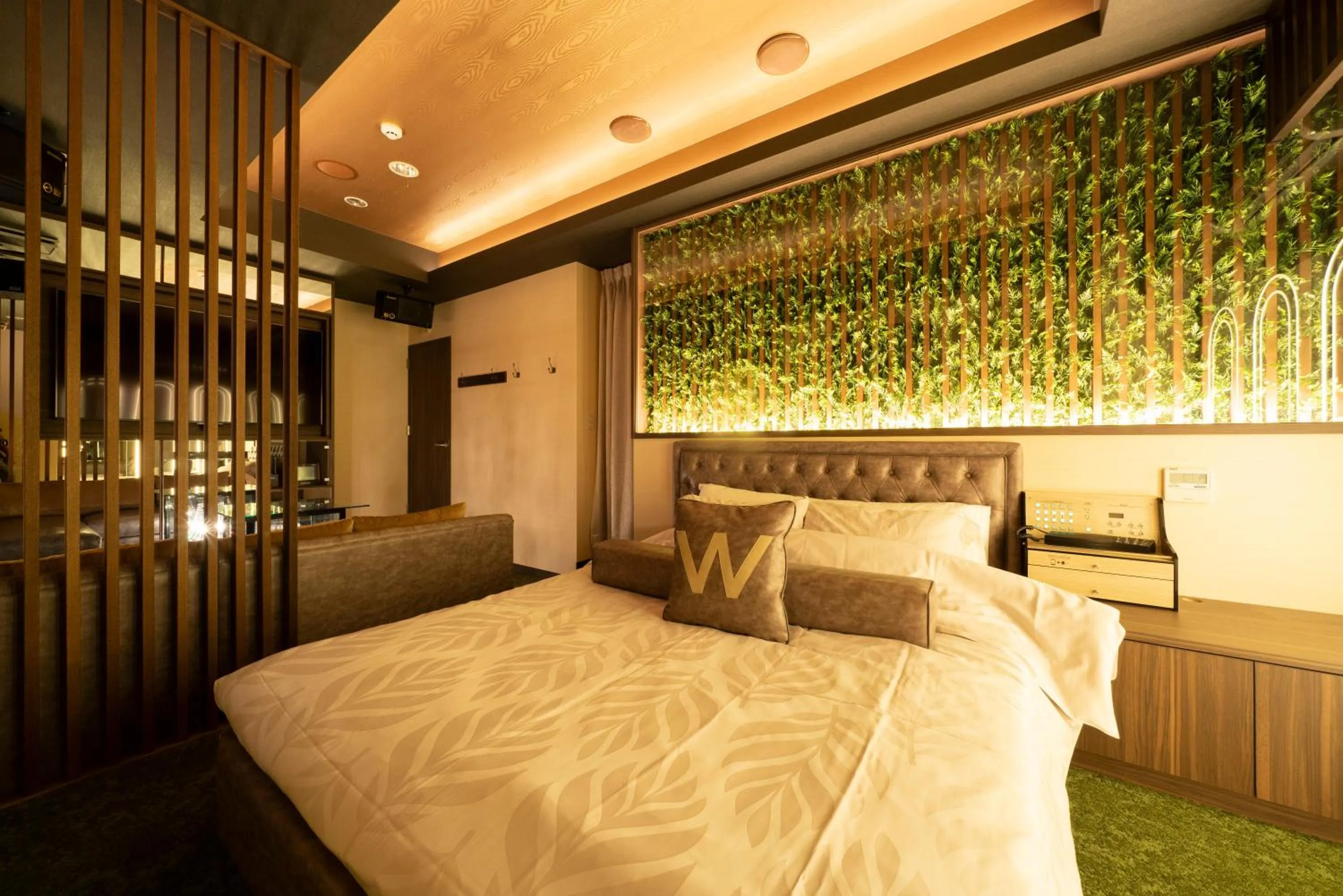 Bed in Design Hotel W Zip Club