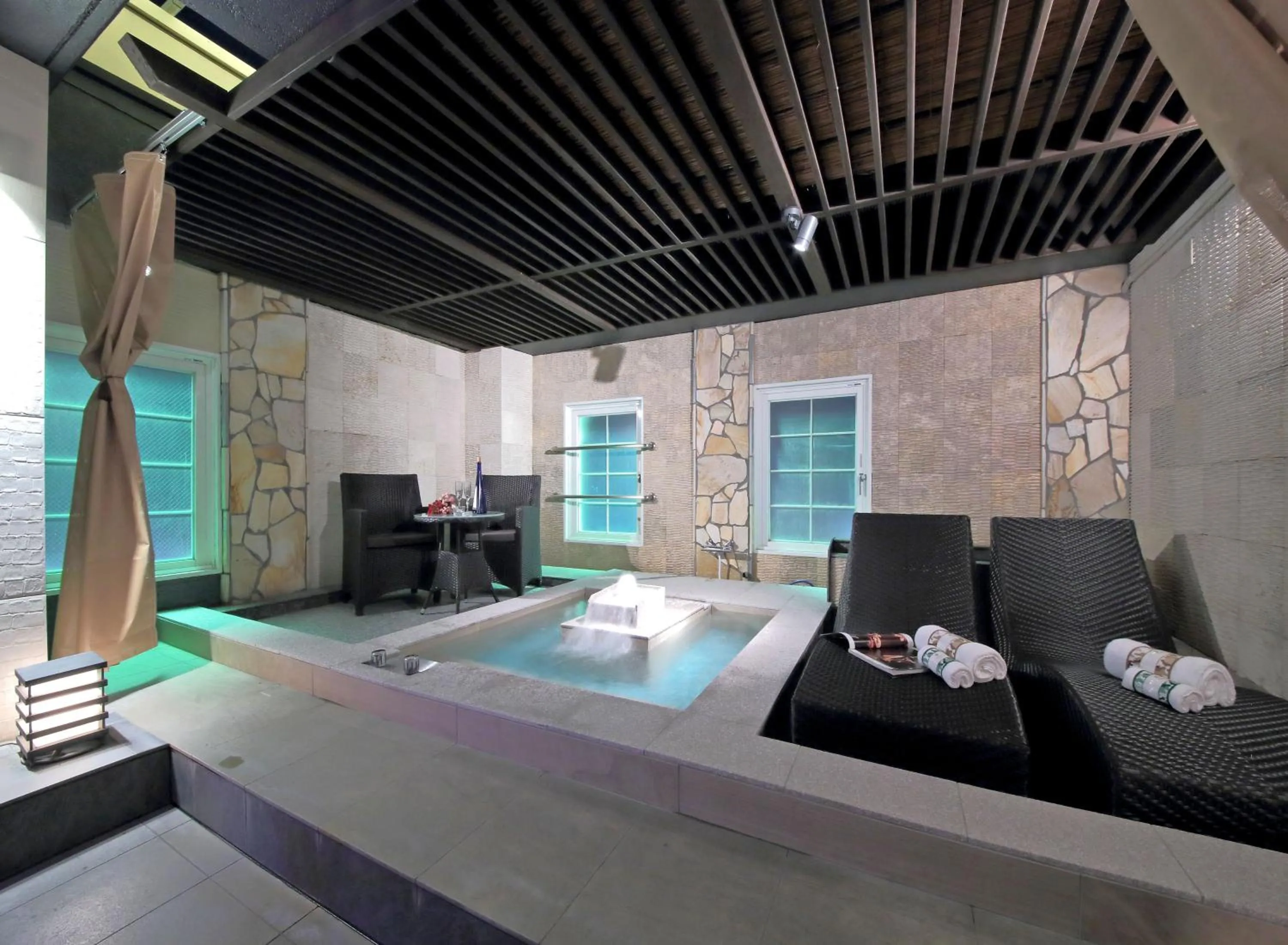 Swimming pool in Design Hotel W Zip Club