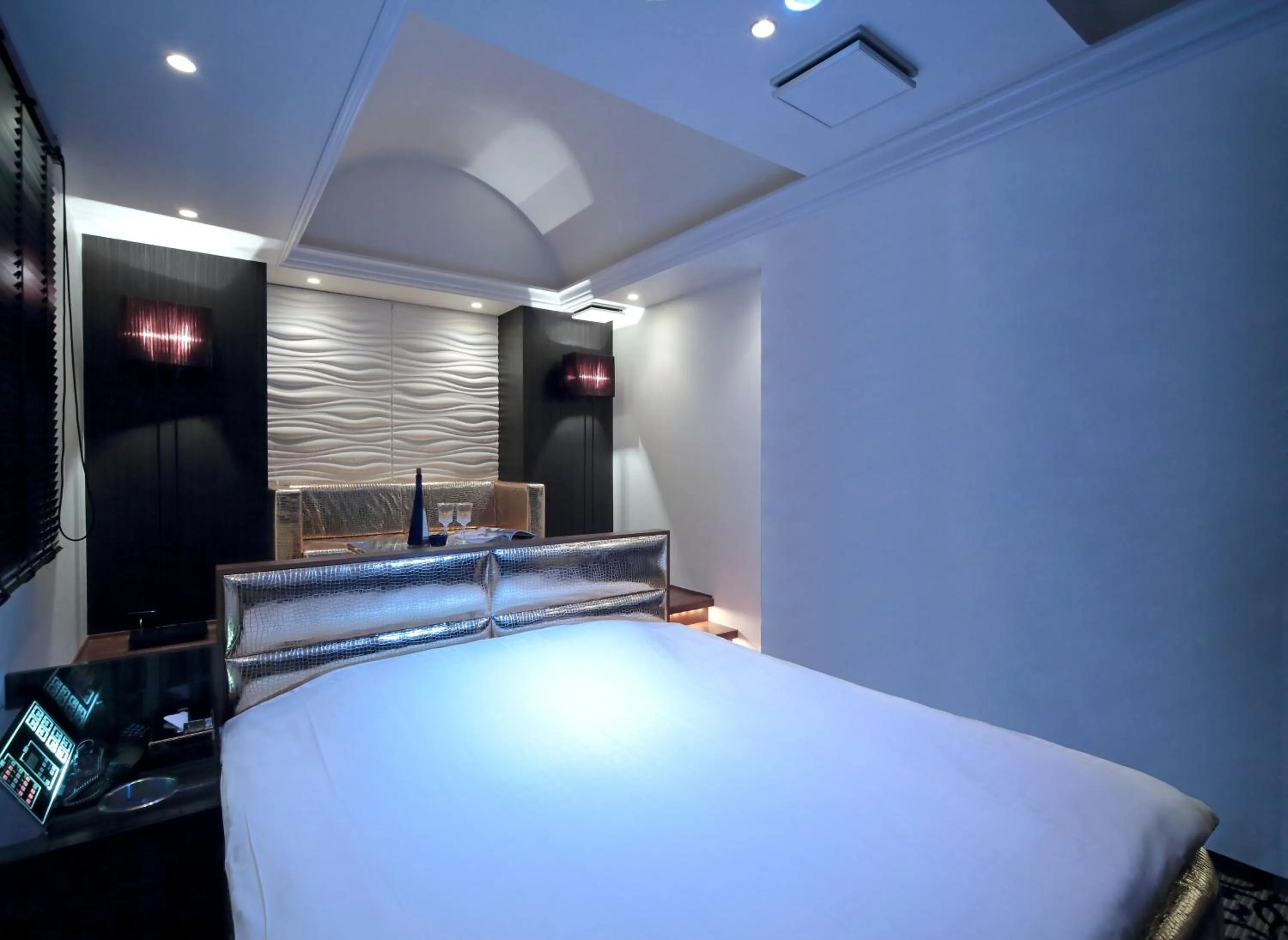 Bed in Design Hotel W Zip Club