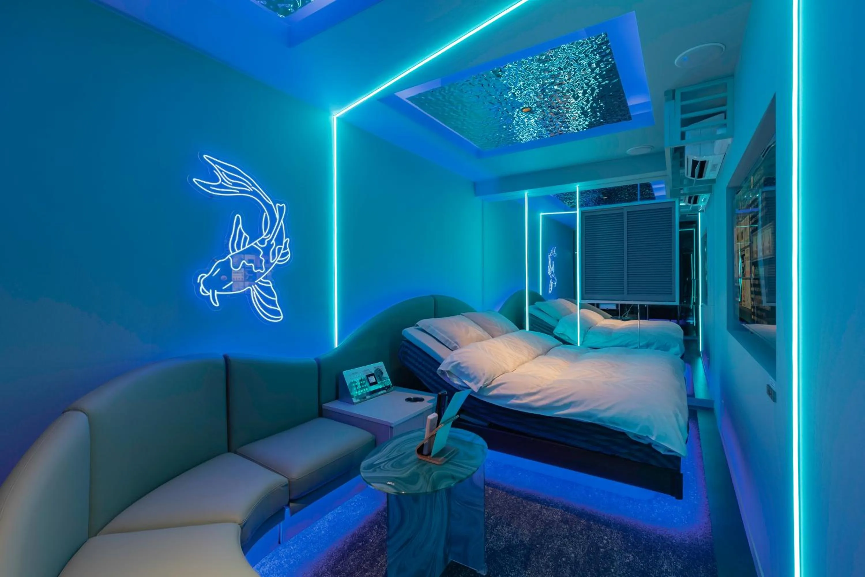 Bed in Design Hotel W Zip Club