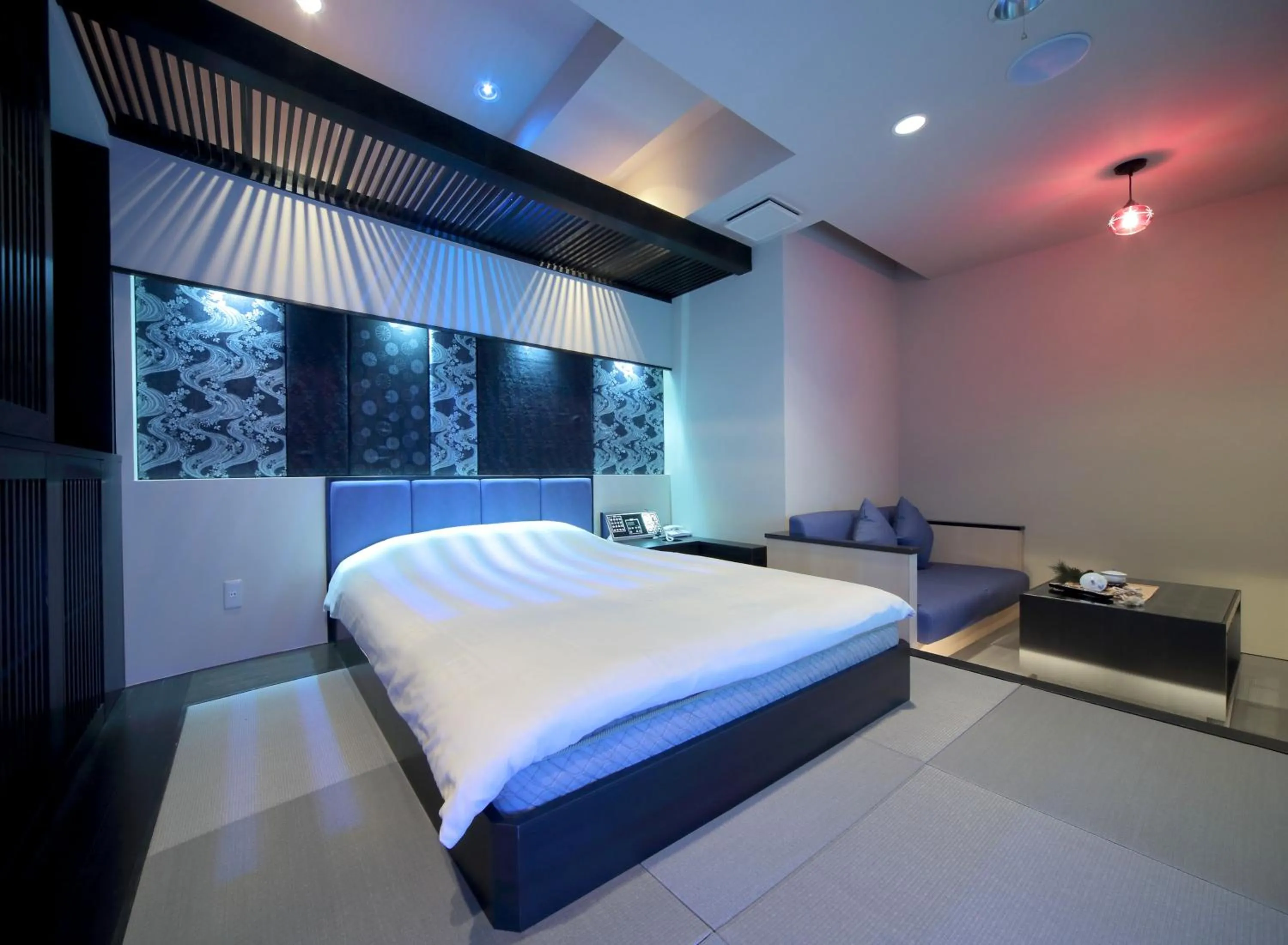 Photo of the whole room, Bed in Design Hotel W Zip Club