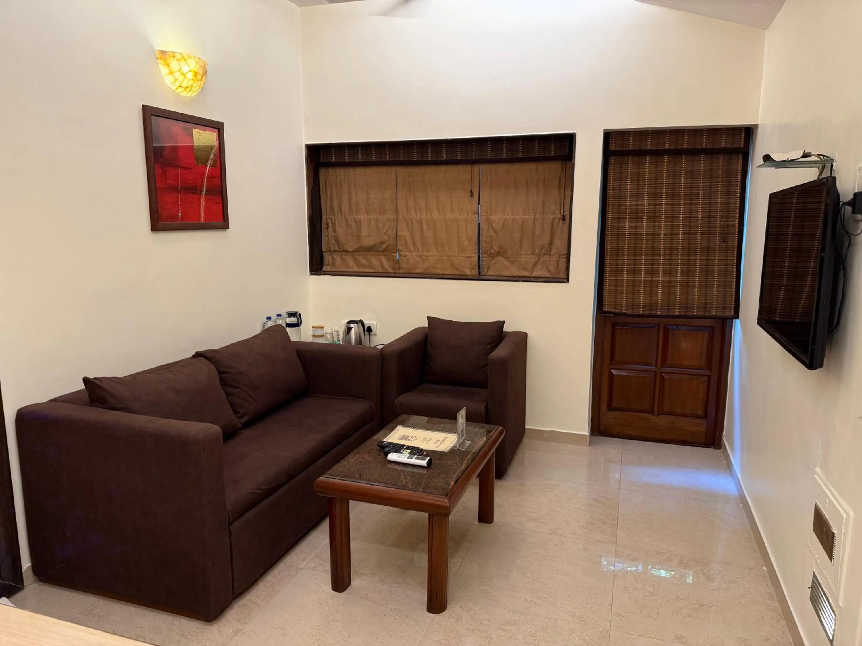 TV and multimedia in Hotel Beach Garden