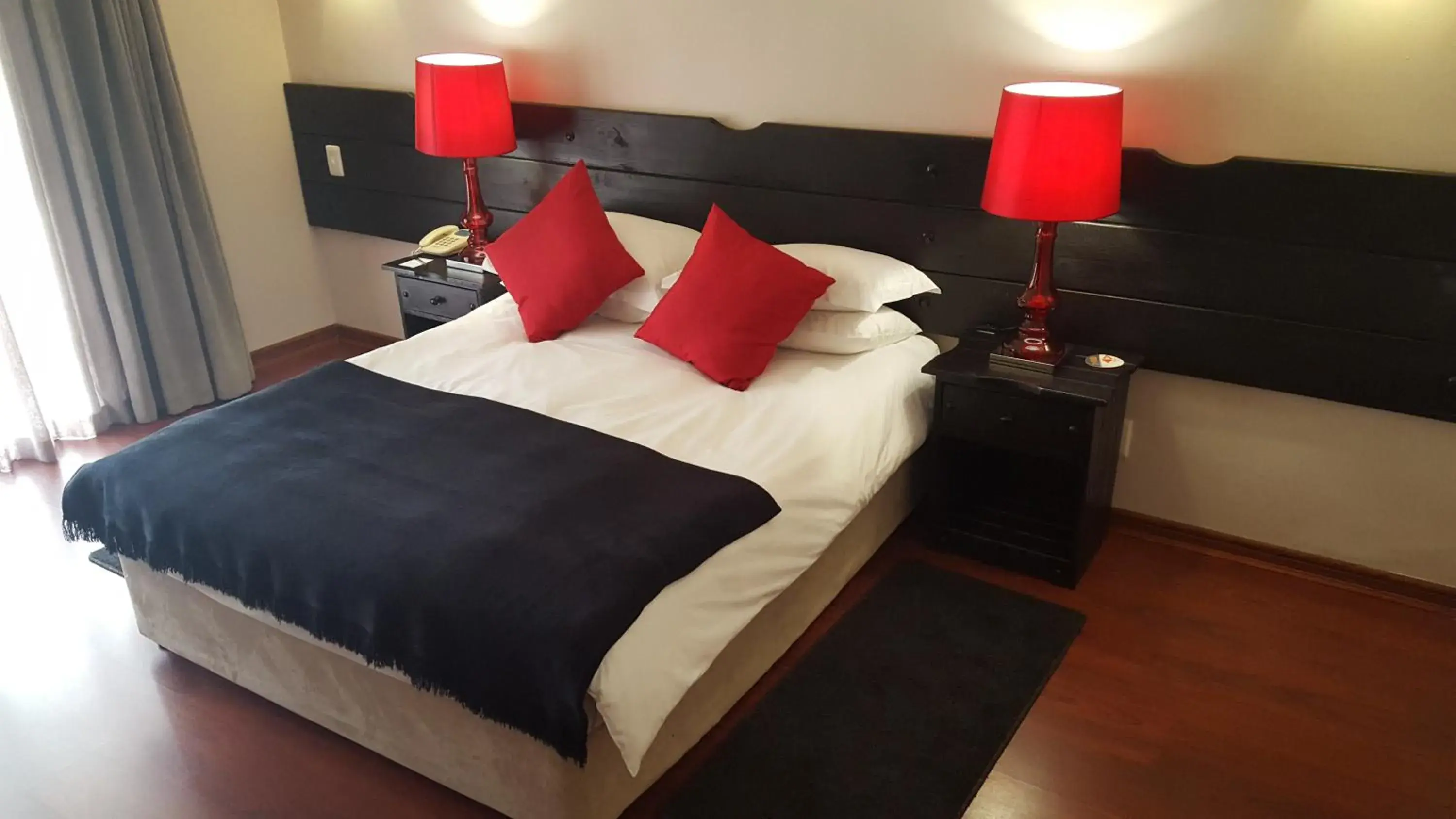 Superior Double or Twin Room - single occupancy in Desert Palace Hotel Superior Double or Twin Room - single occupancy in Desert Palace Hotel