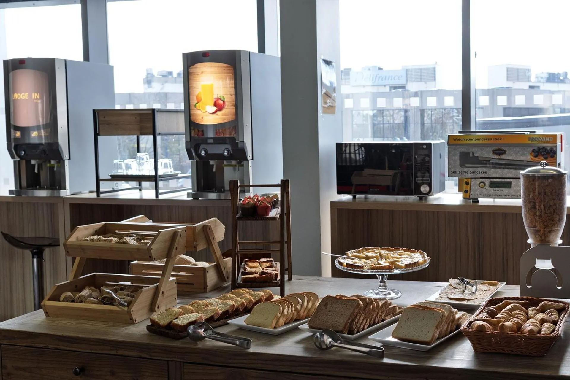 Buffet breakfast in Hôtel Lodge In Paris 13