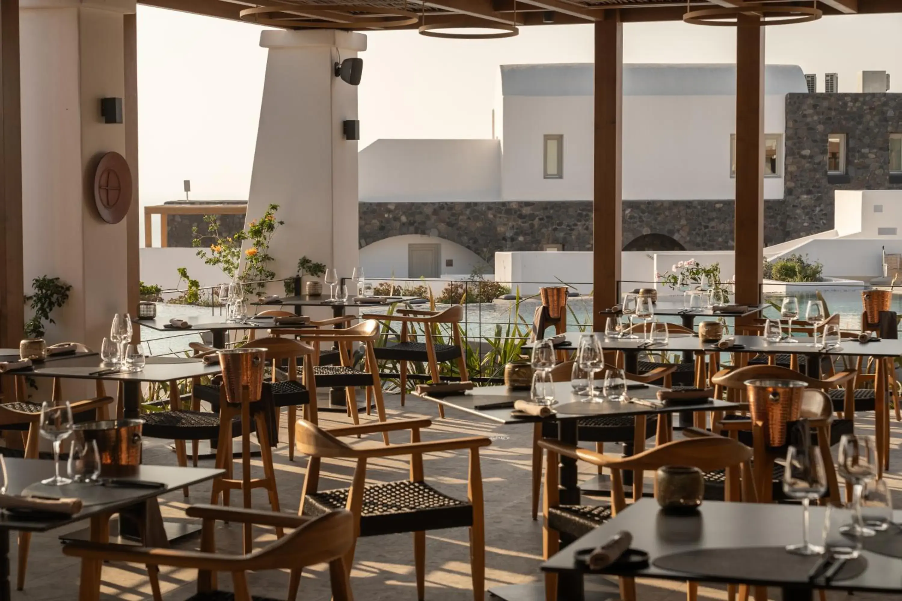 Restaurant/places to eat in Santo Pure Oia Suites & Villas Restaurant/places to eat in Santo Pure Oia Suites & Villas