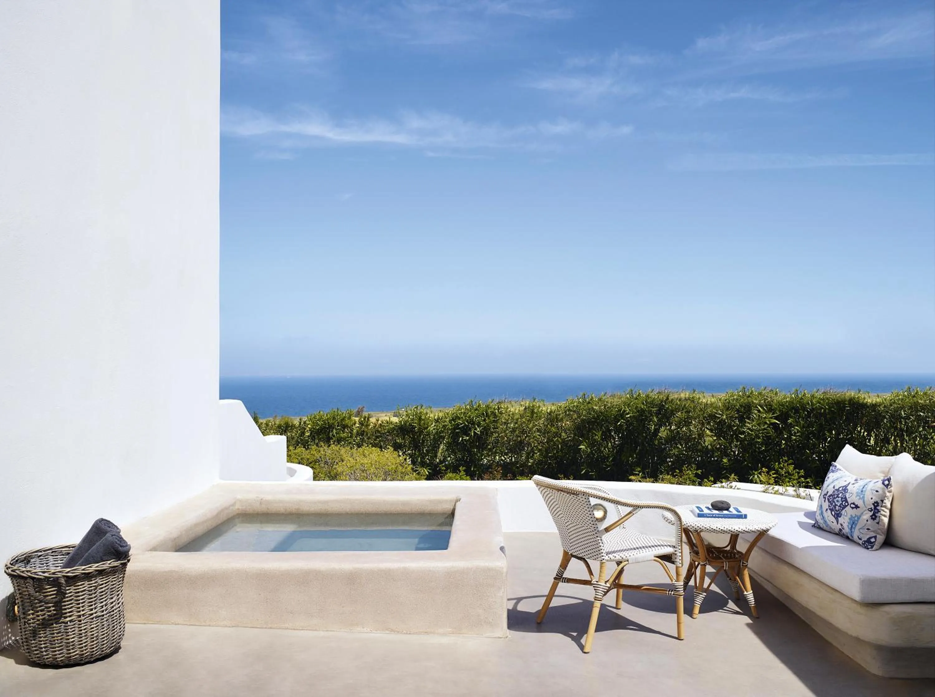 Hot Tub in Santo Pure Oia Suites & Villas