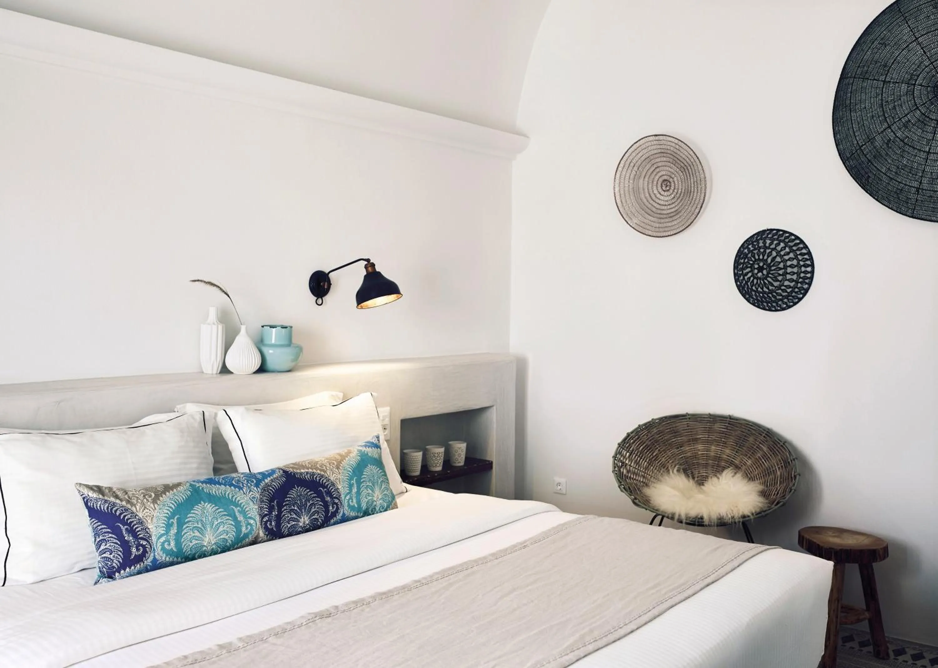 Bedroom, Bed in Santo Pure Oia Suites & Villas