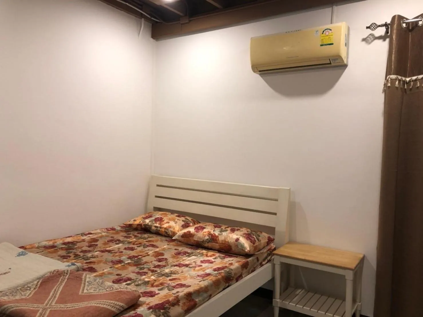 Bed in Bluefin Guesthouse