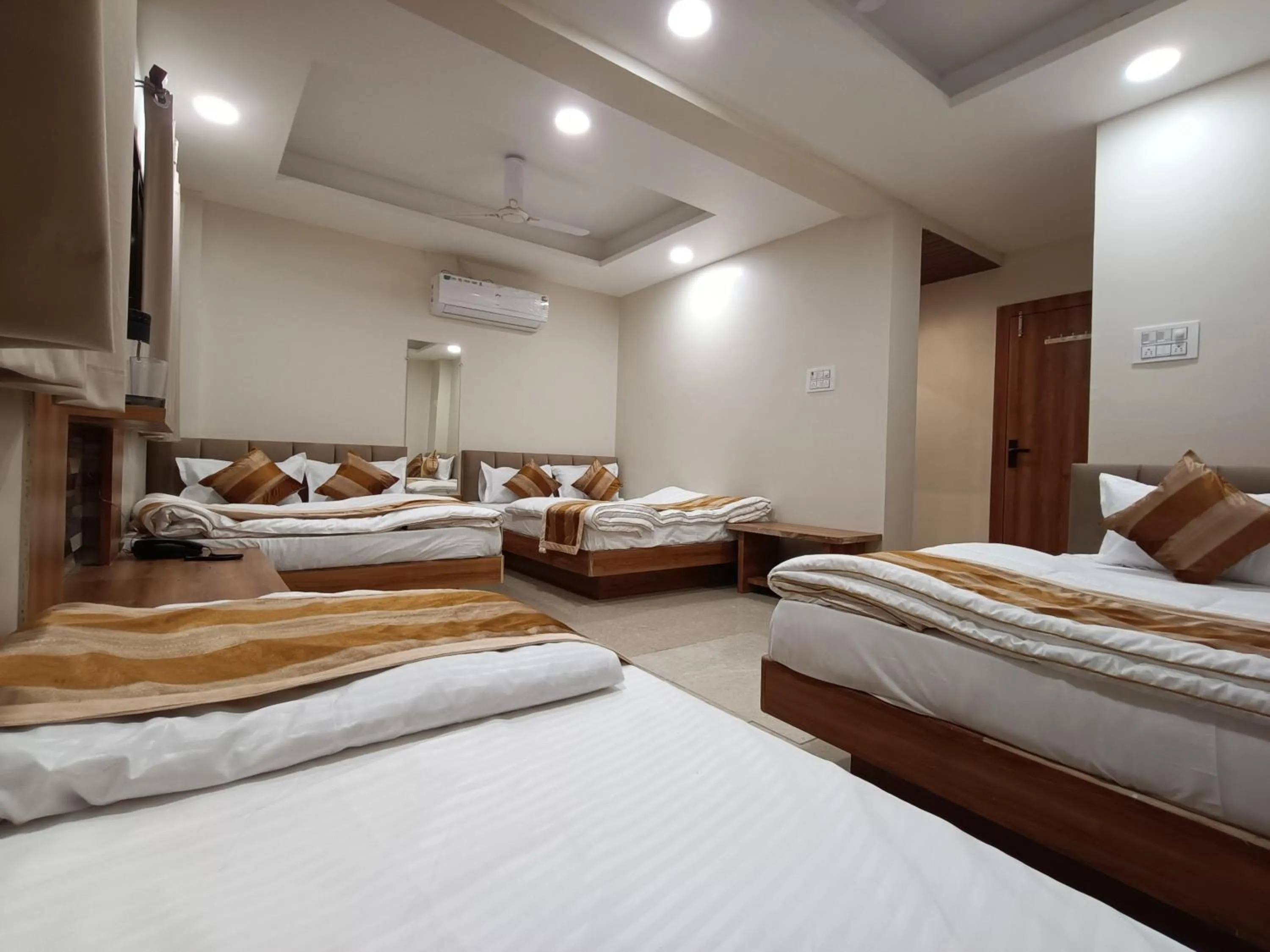Bed in ShyamRaj Hotel