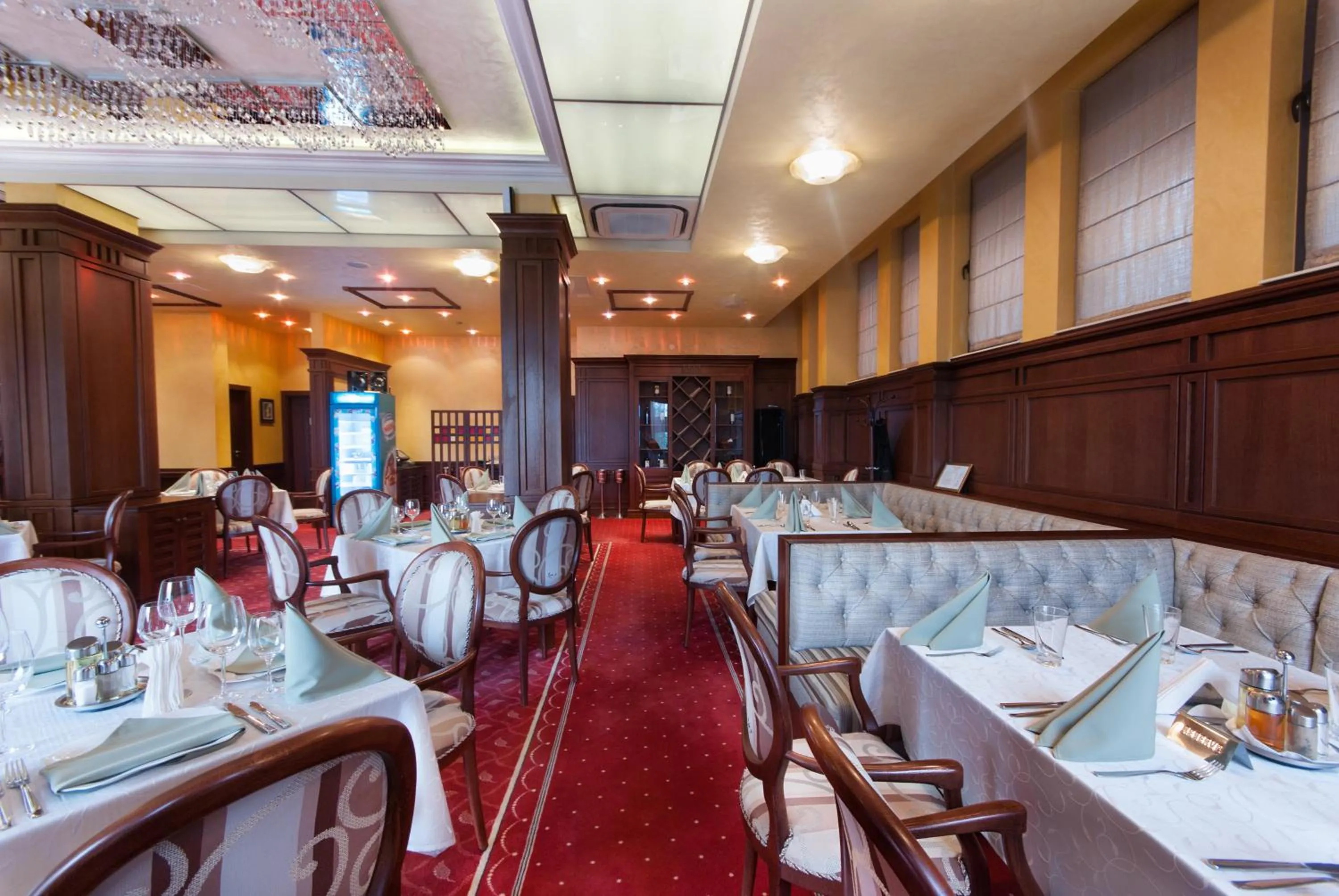 Restaurant/places to eat in Hotel Chiirite