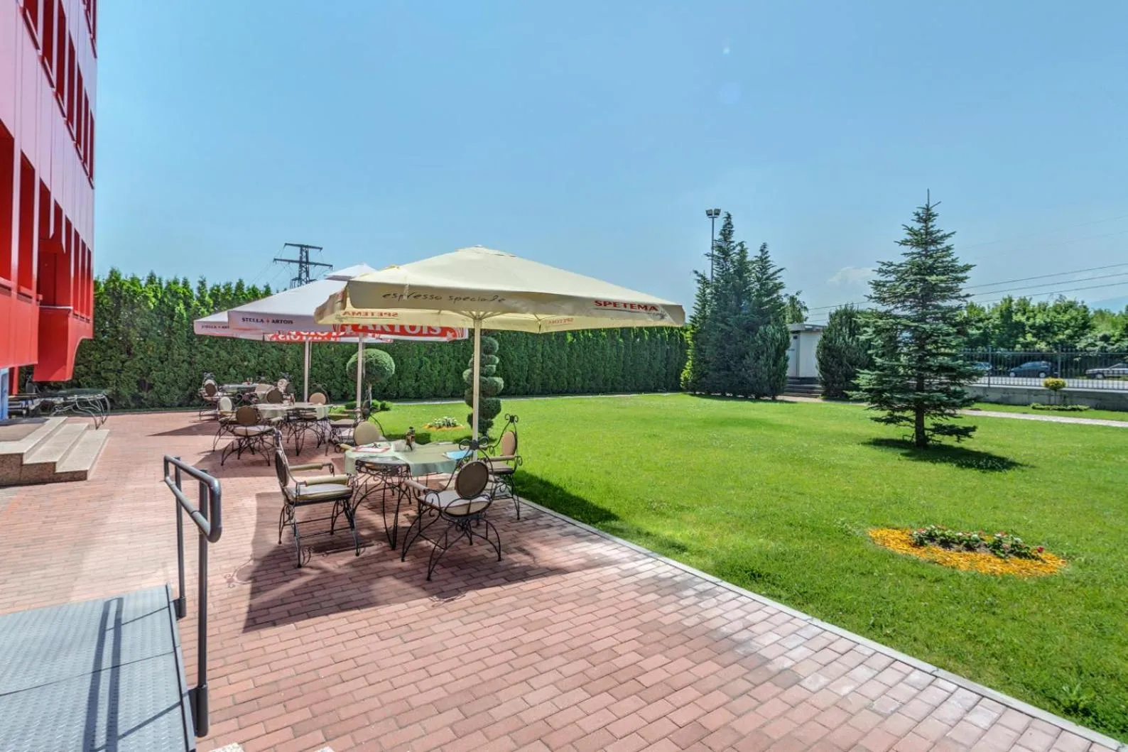 Garden in Hotel Chiirite