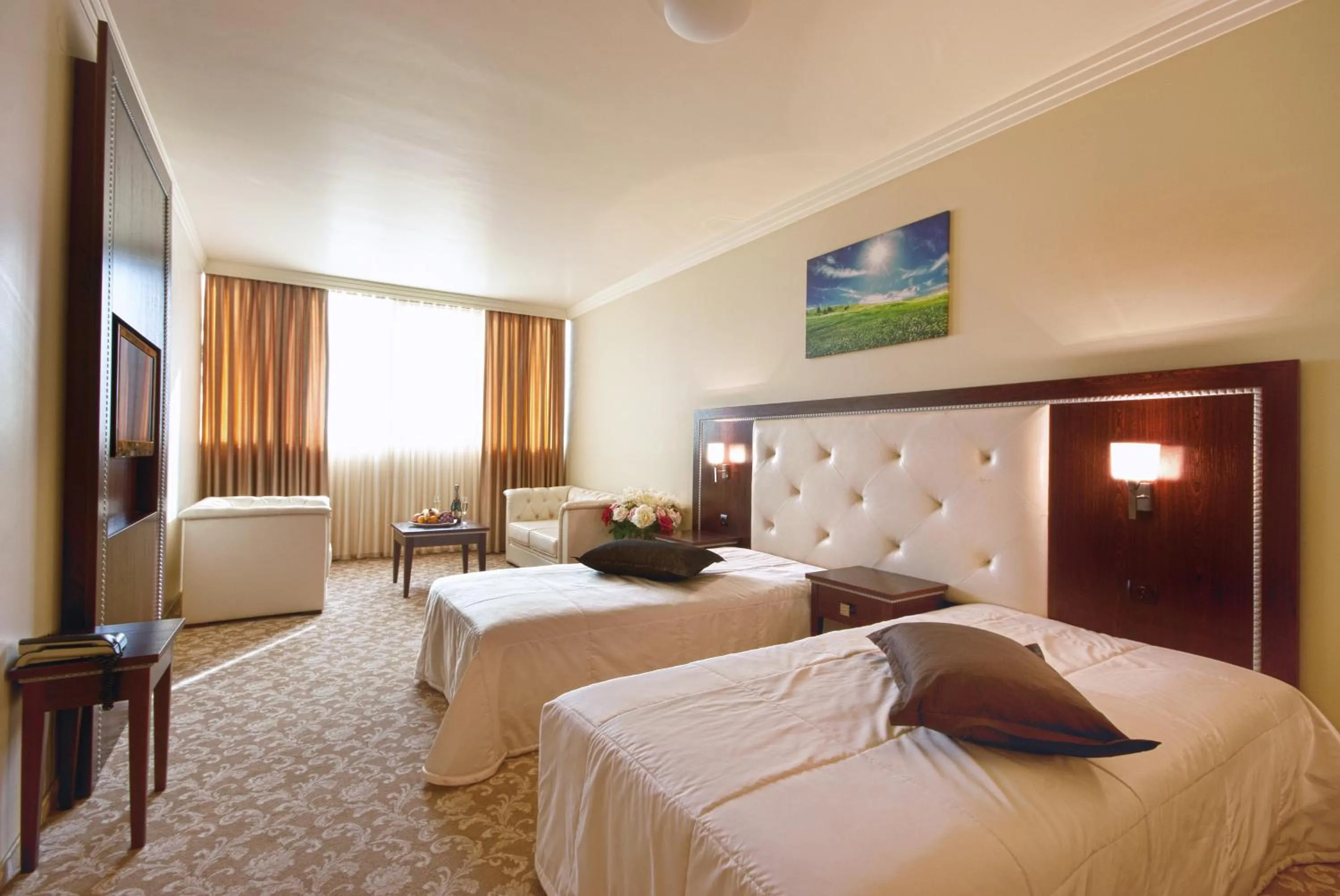 Day, Bed in Hotel Chiirite