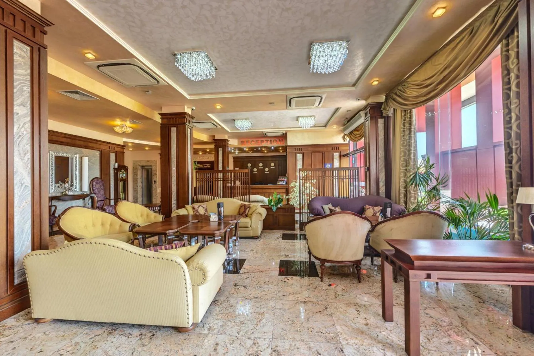Lobby or reception in Hotel Chiirite