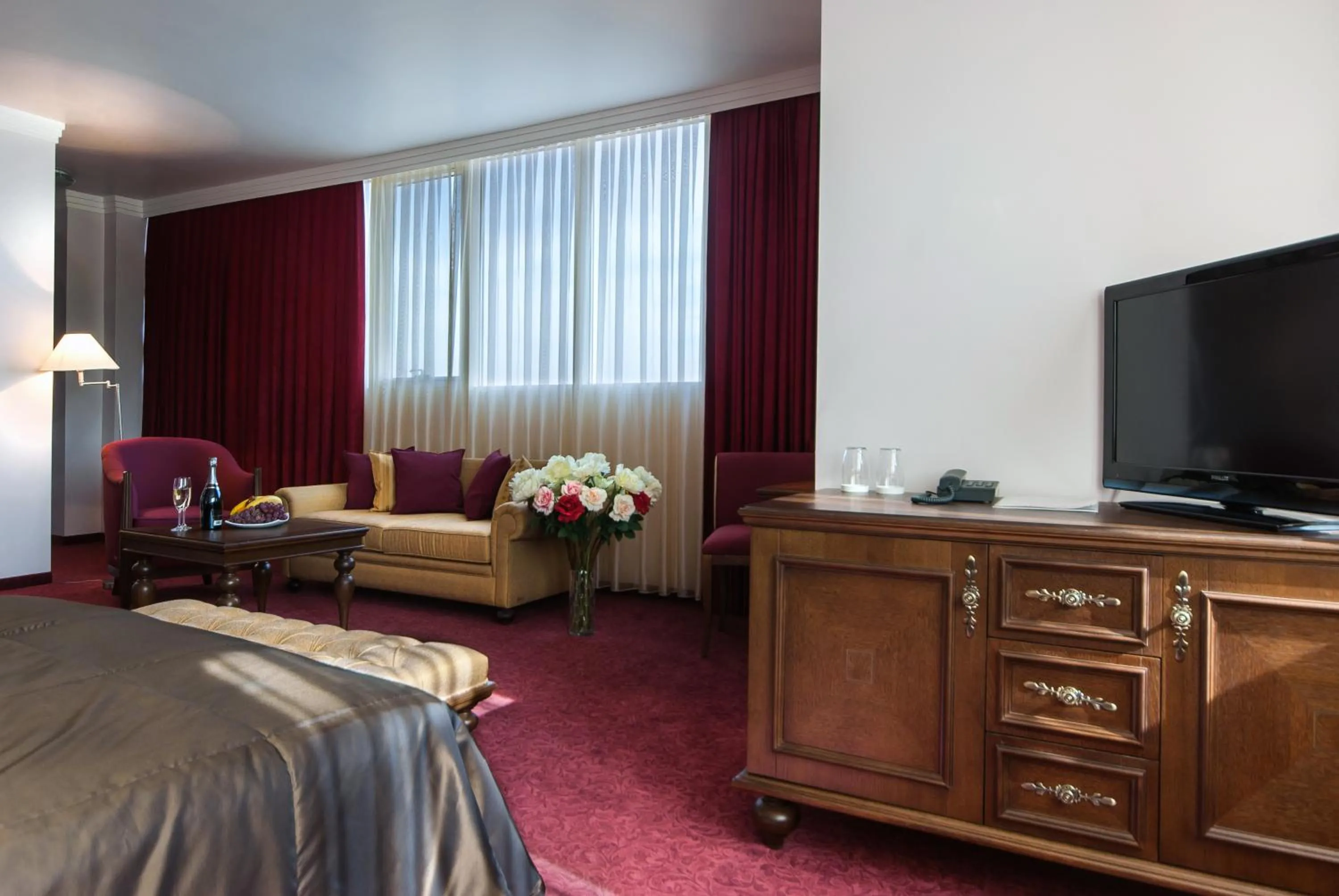 Photo of the whole room, Bed in Hotel Chiirite