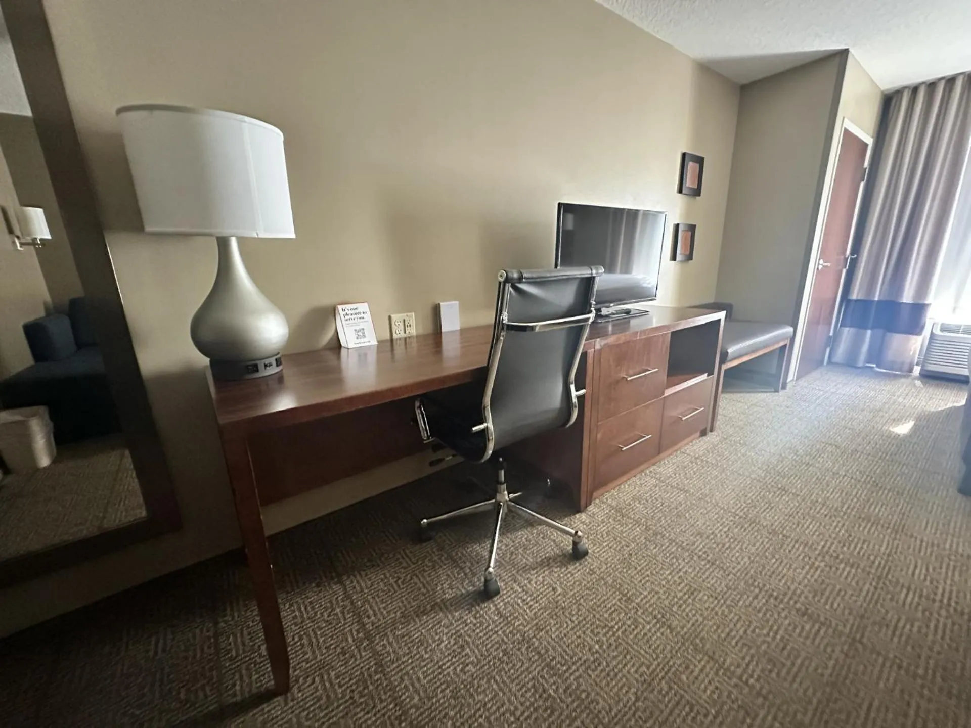 TV and multimedia in Comfort Suites Dunnellon near Rainbow Springs