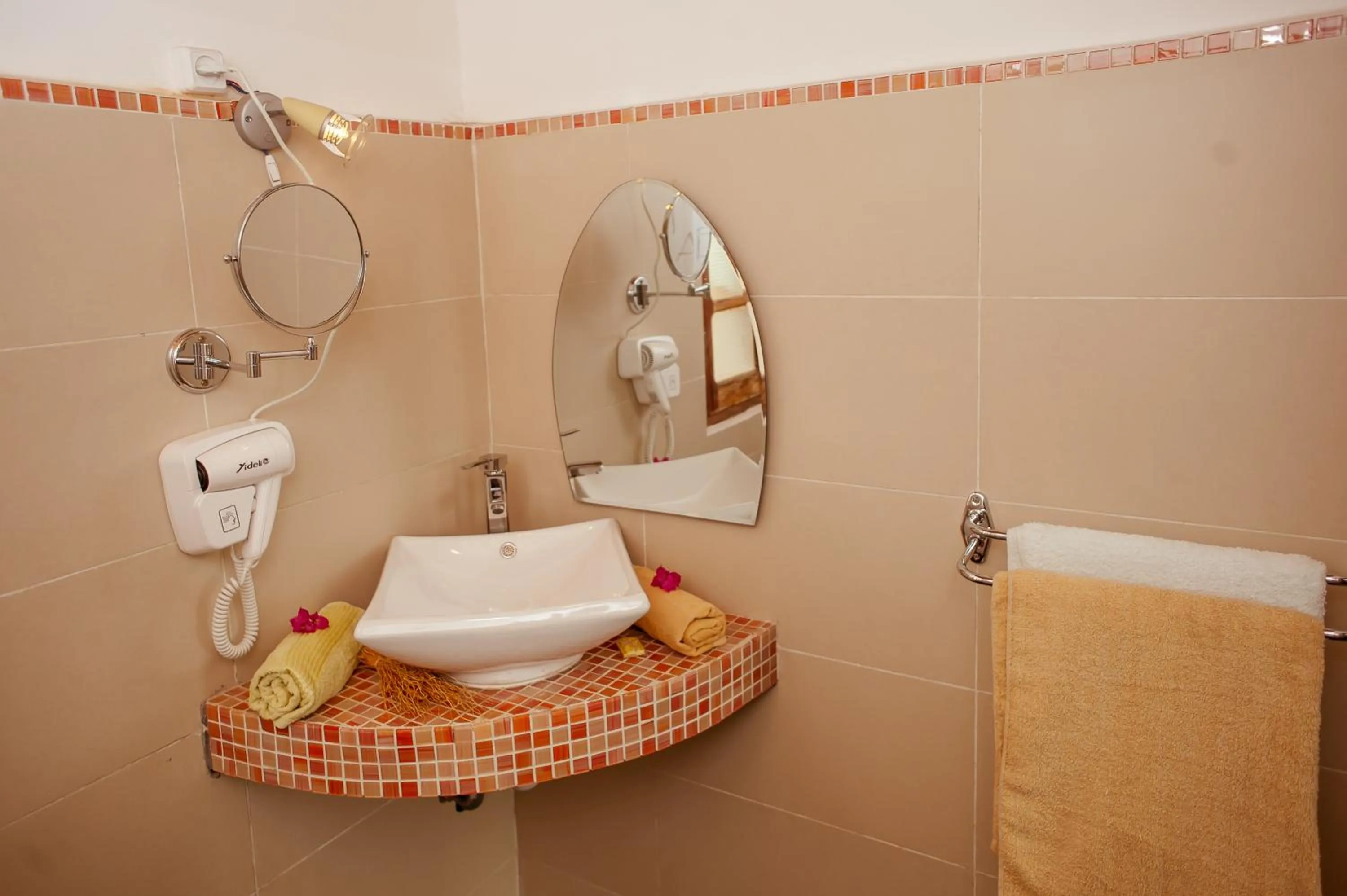 Bathroom in Maison Lovasoa