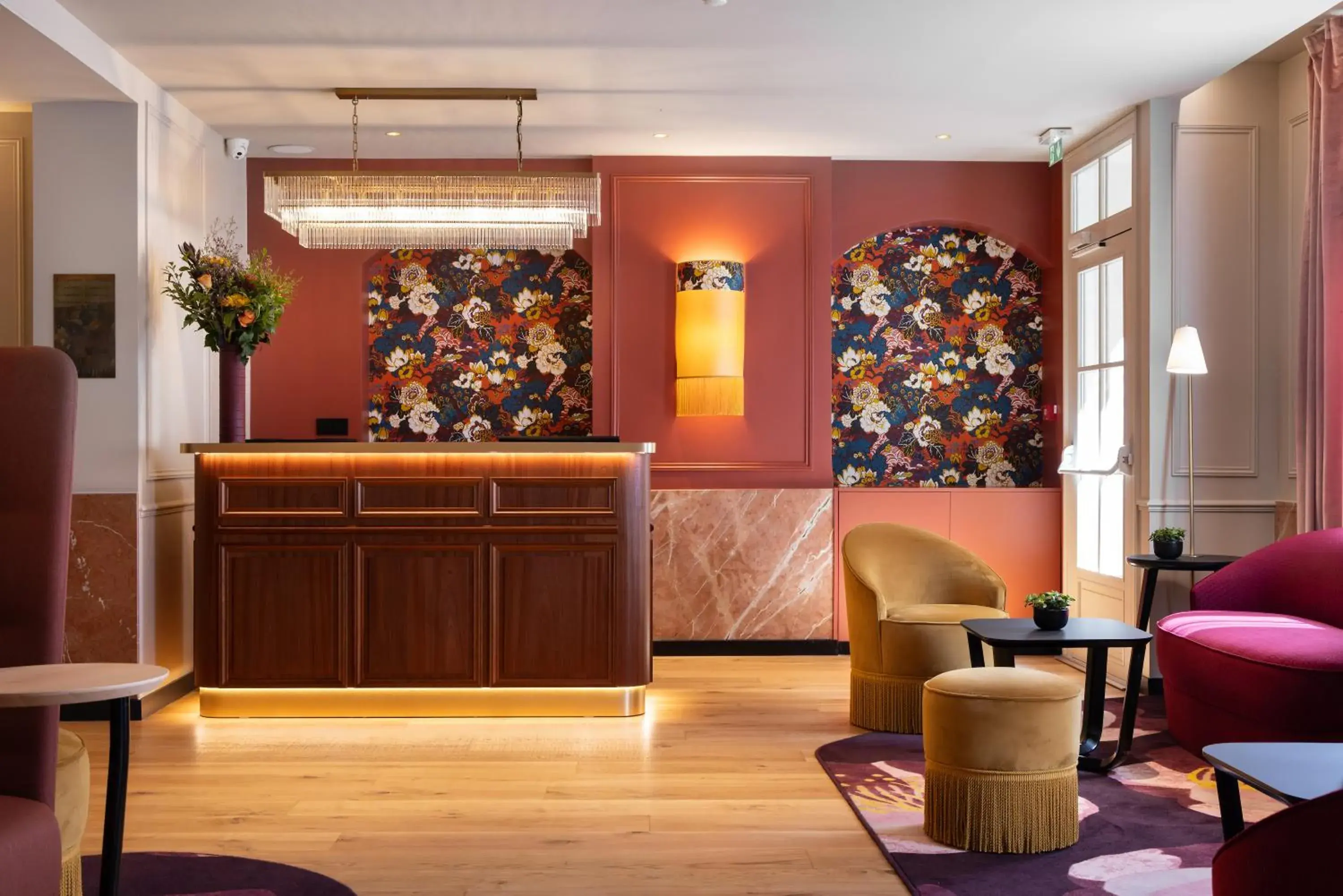 Lobby or reception in Hôtel Mayflower Opera Lobby or reception in Hôtel Mayflower Opera