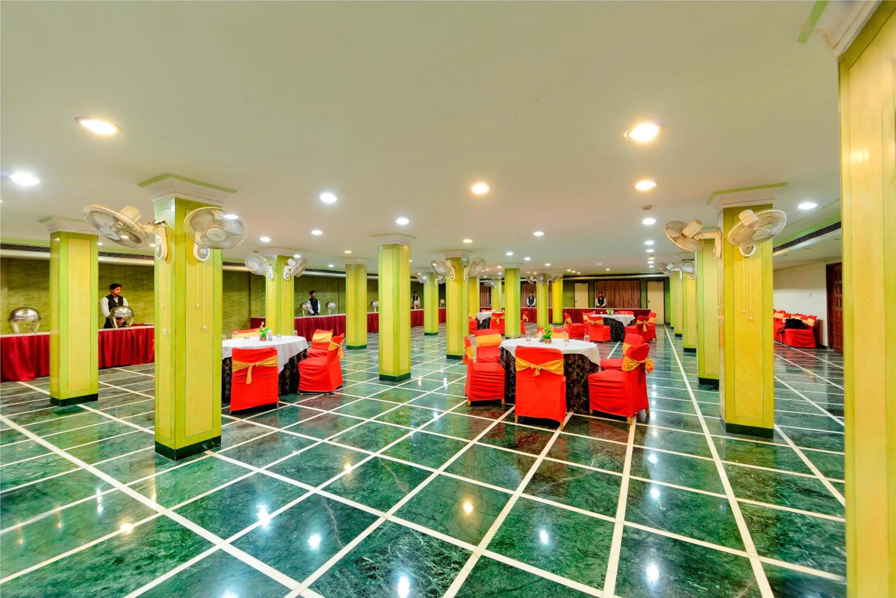 Banquet/Function facilities, Bed in Hotel Ashish Palace