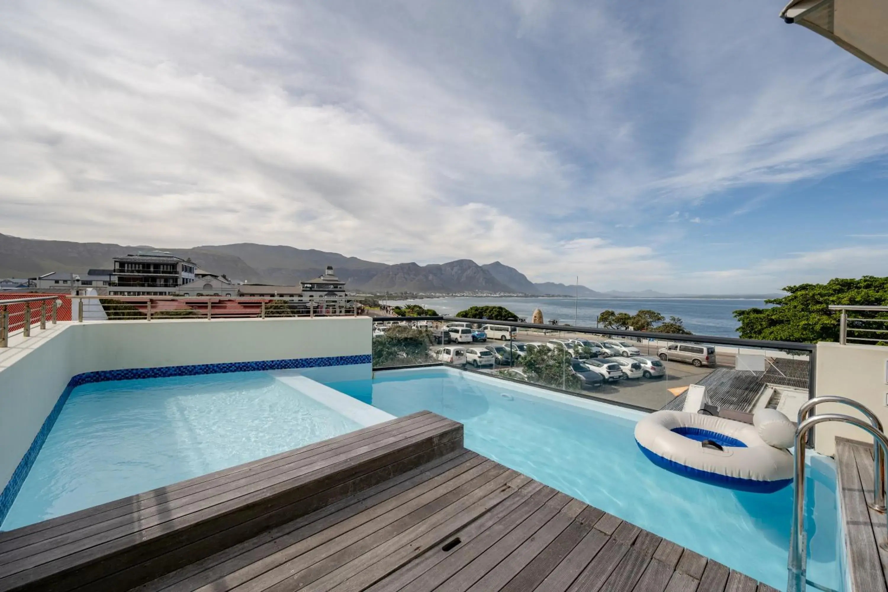 Swimming pool in Harbour House Hotel Swimming pool in Harbour House Hotel