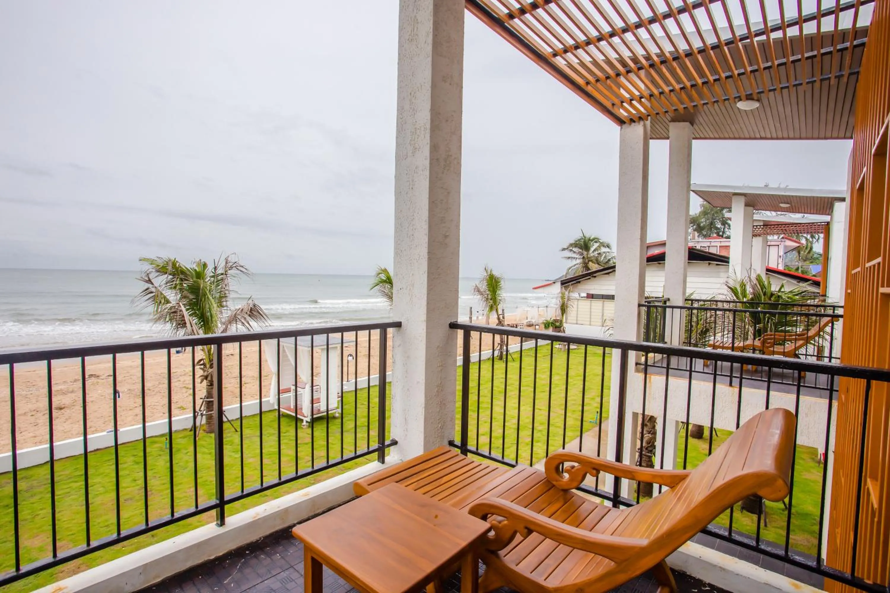 Day in Saint Tropez Beach Hotel