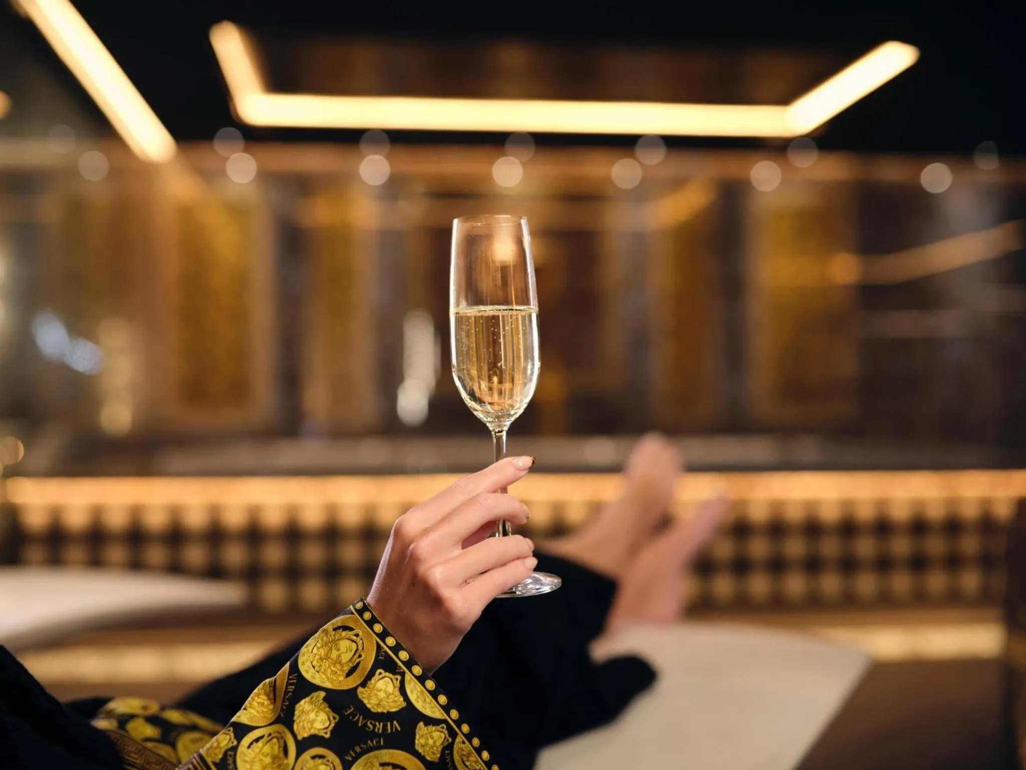 Spa and wellness centre/facilities in Diamond Suites by Reykjavik Keflavik Airport