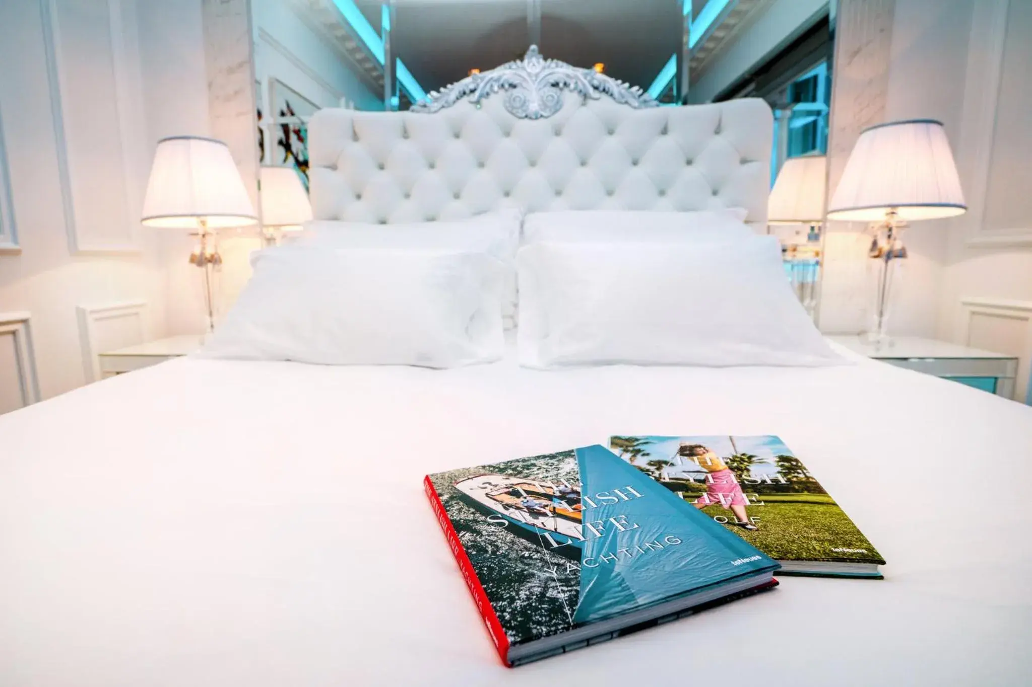 Bedroom, Bed in Diamond Suites by Reykjavik Keflavik Airport Bedroom, Bed in Diamond Suites by Reykjavik Keflavik Airport