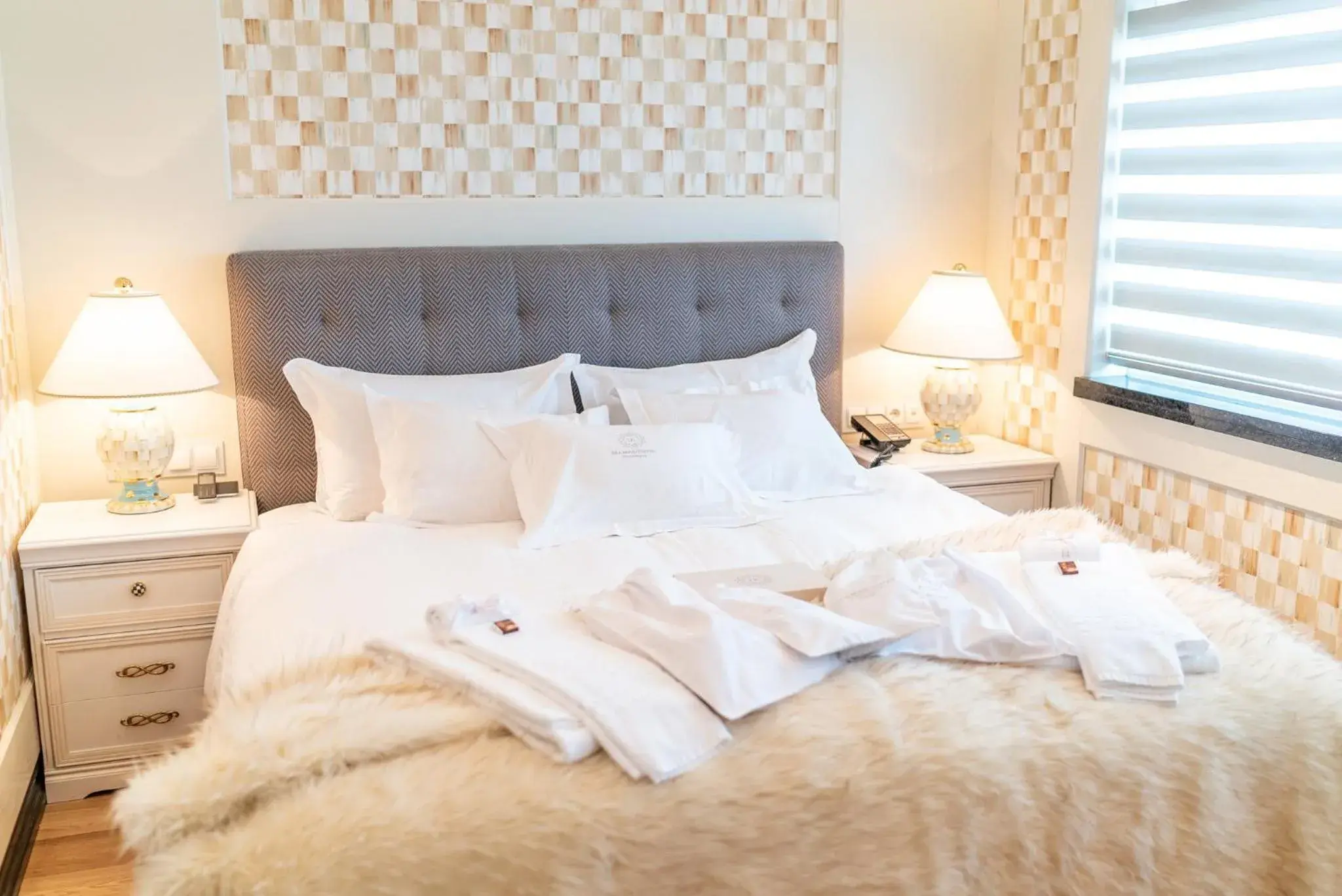 Bedroom, Bed in Diamond Suites by Reykjavik Keflavik Airport Bedroom, Bed in Diamond Suites by Reykjavik Keflavik Airport