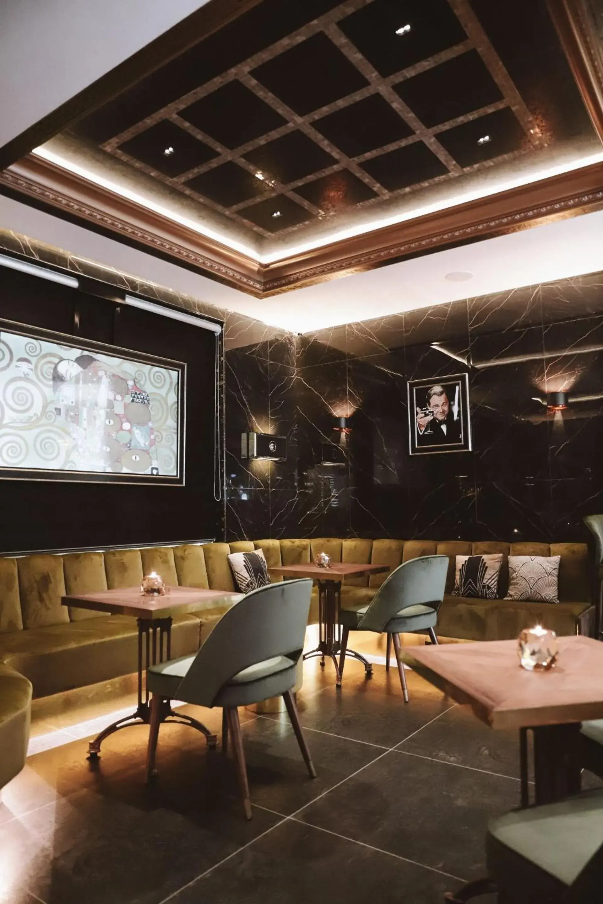 Restaurant/places to eat in Diamond Suites by Reykjavik Keflavik Airport Restaurant/places to eat in Diamond Suites by Reykjavik Keflavik Airport