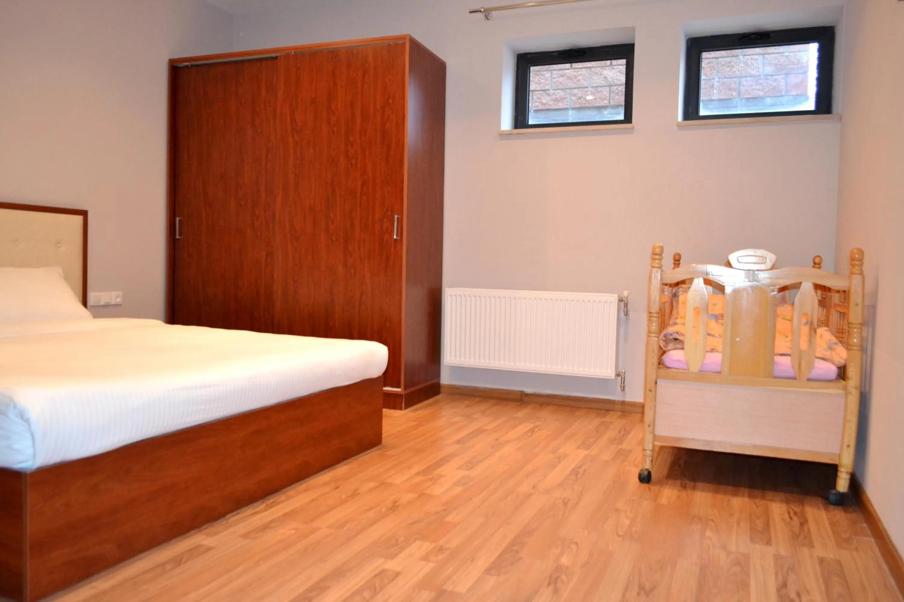 cot in Villadzor Apart Hotel