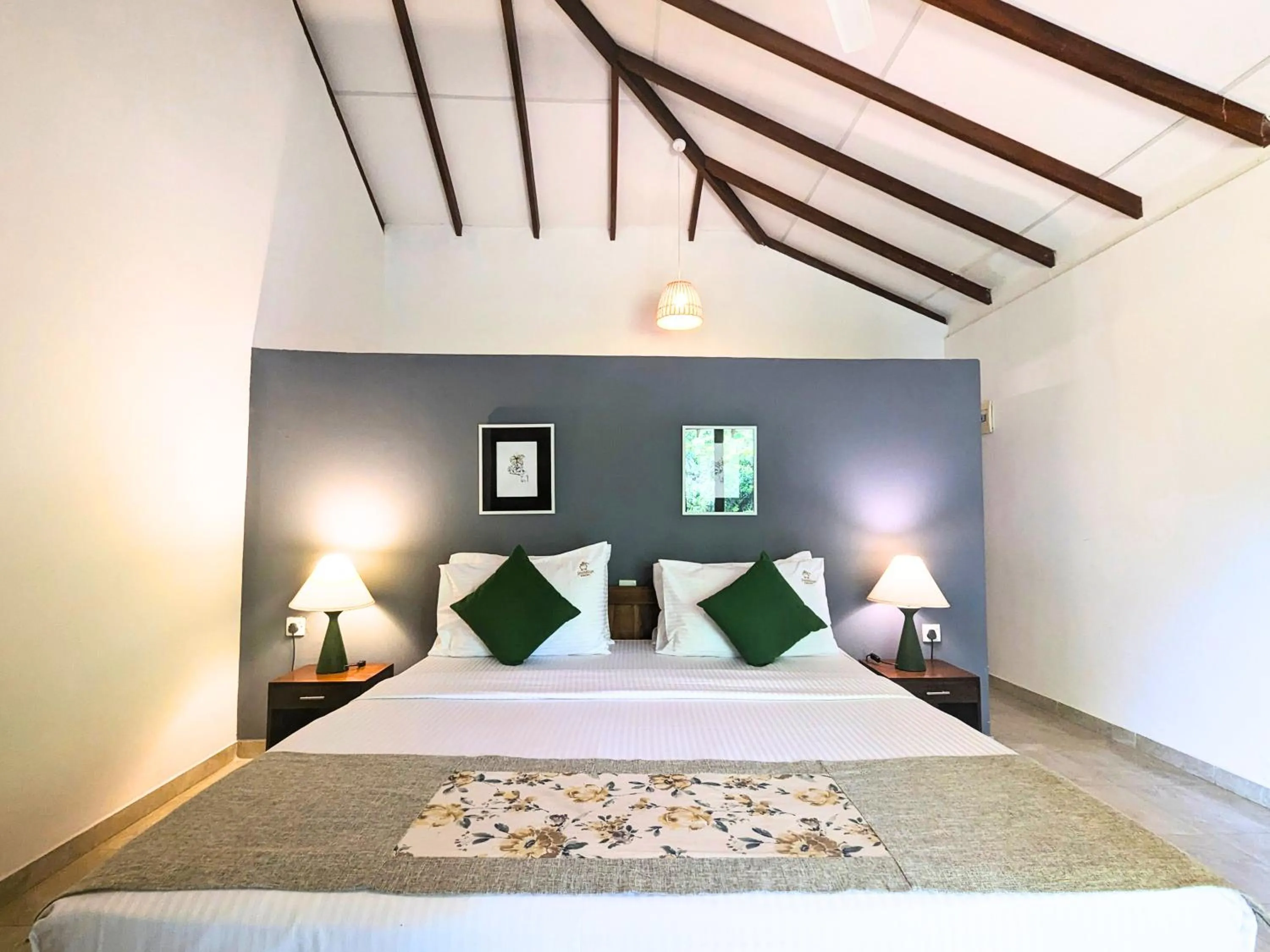 Bedroom, Bed in Pinthaliya Resort