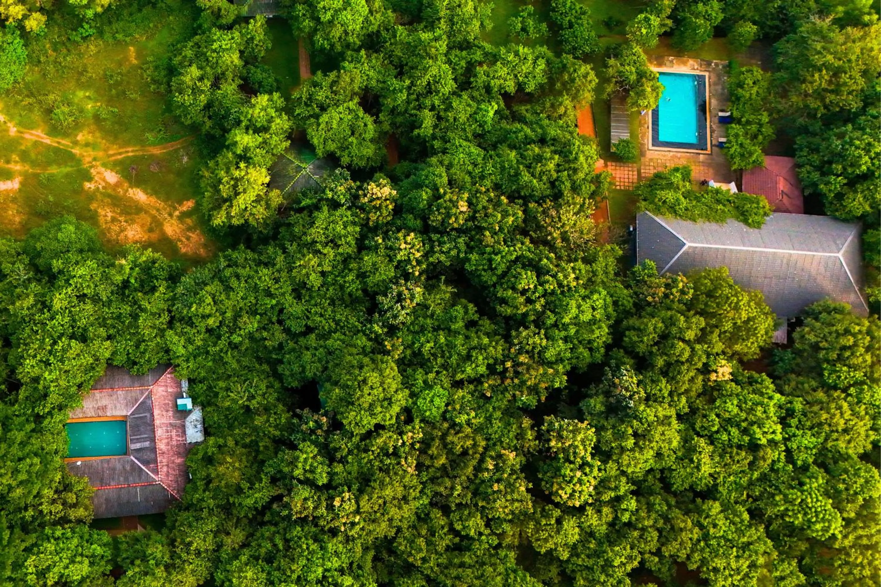 Property building in Pinthaliya Resort