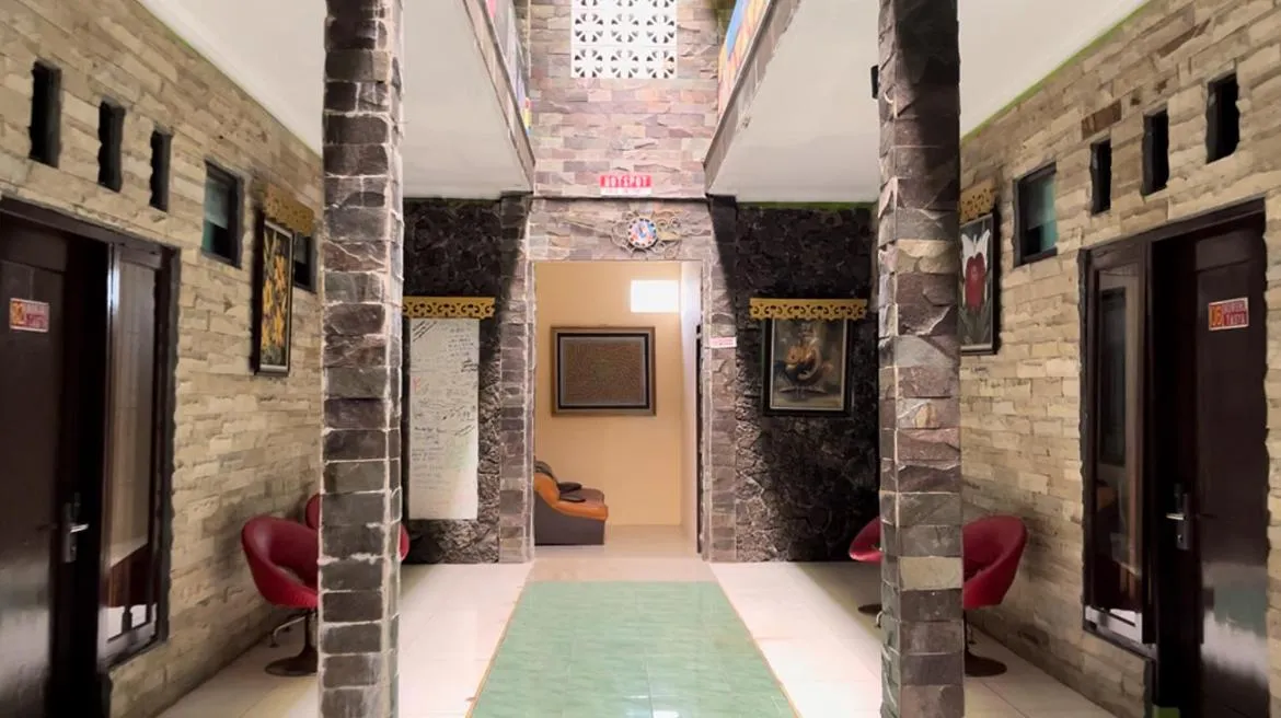 Nuwono Tasya Syariah